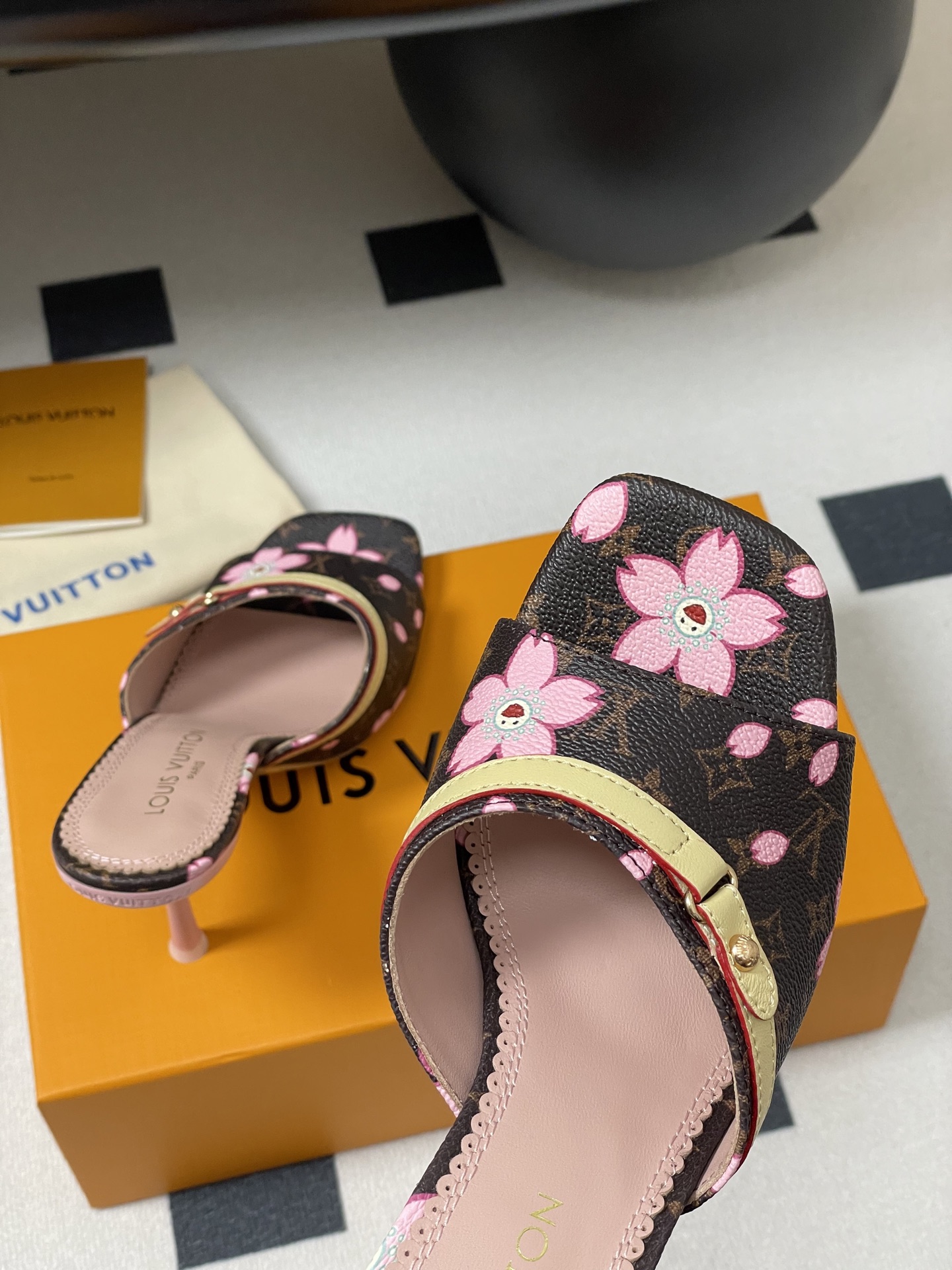 Louis Vuitton 2025SS Slides(EU35-41)-9CM