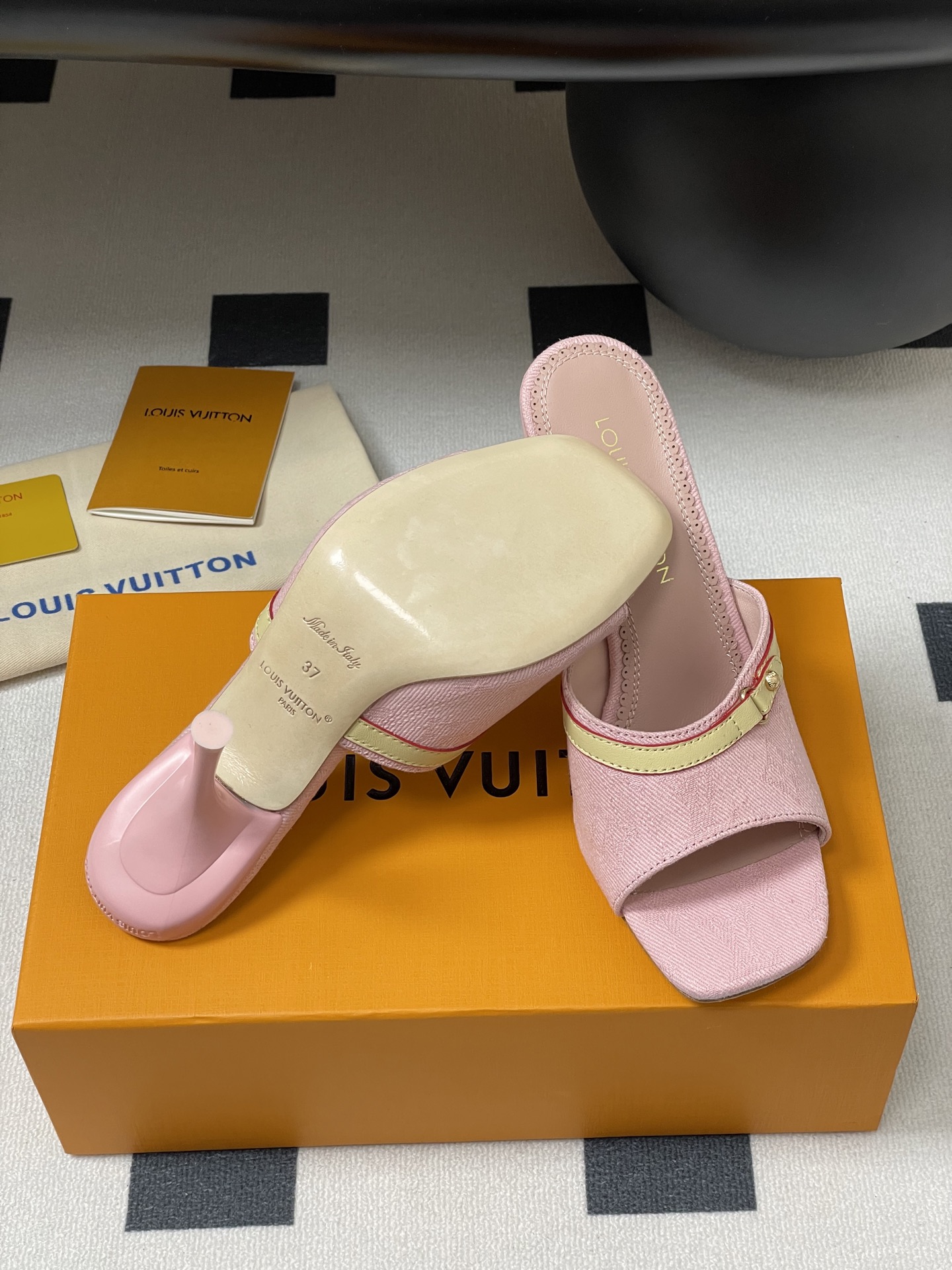 Louis Vuitton 2025SS Slides(EU35-41)-9CM