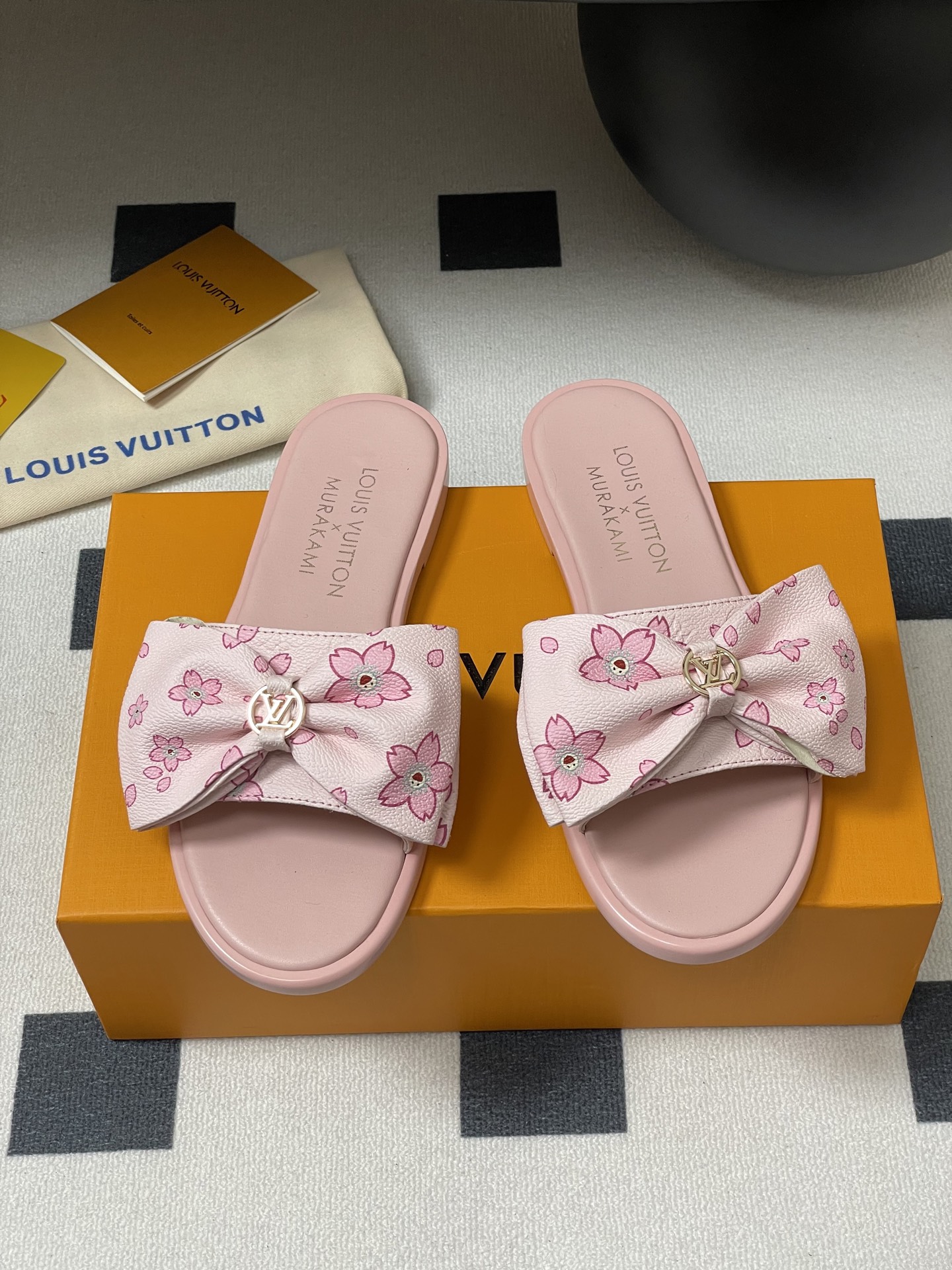 Louis Vuitton 2025SS Slides(EU35-41)