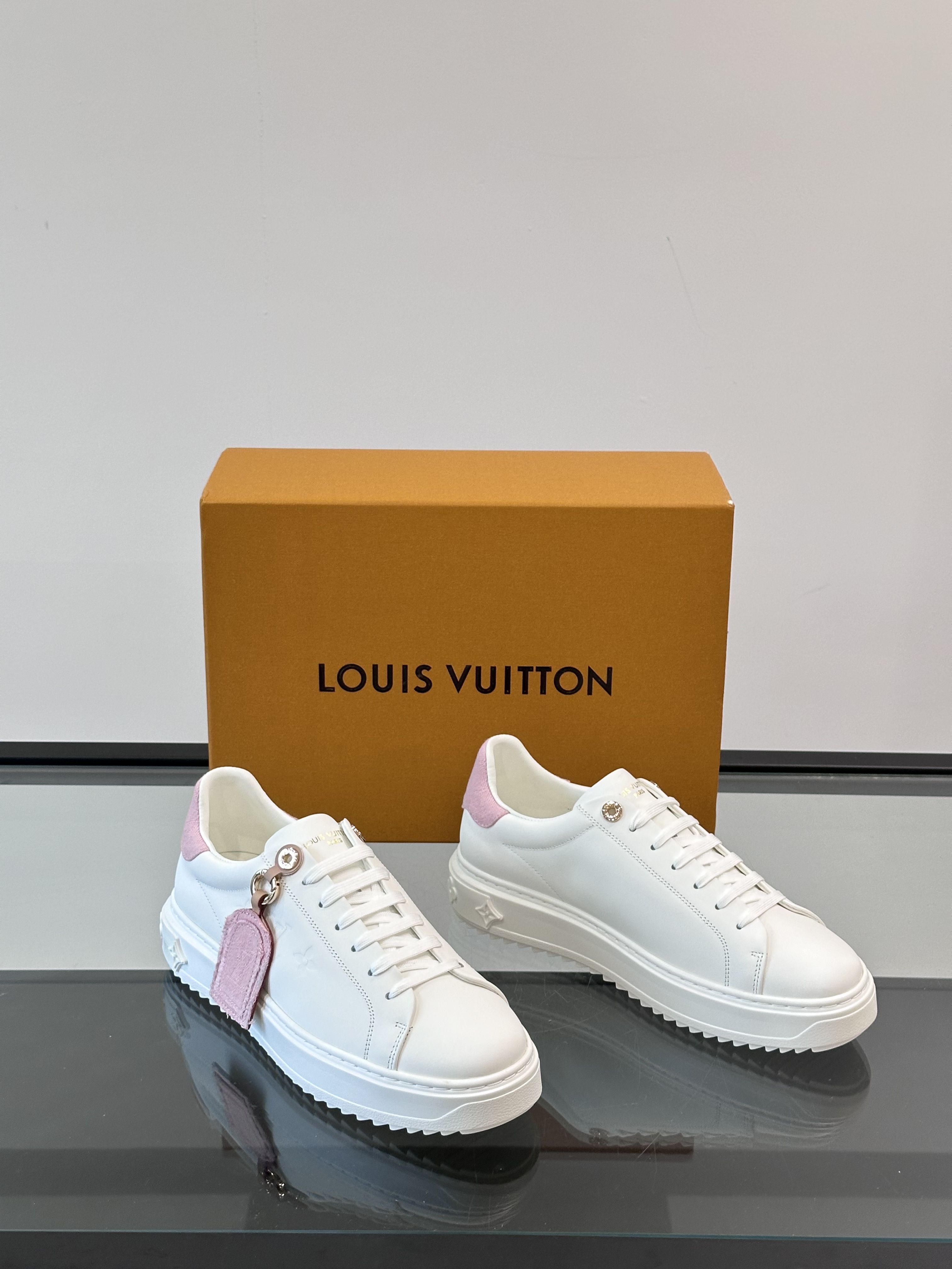 Louis Vuitton Trainer Sneakers(EU35-45)