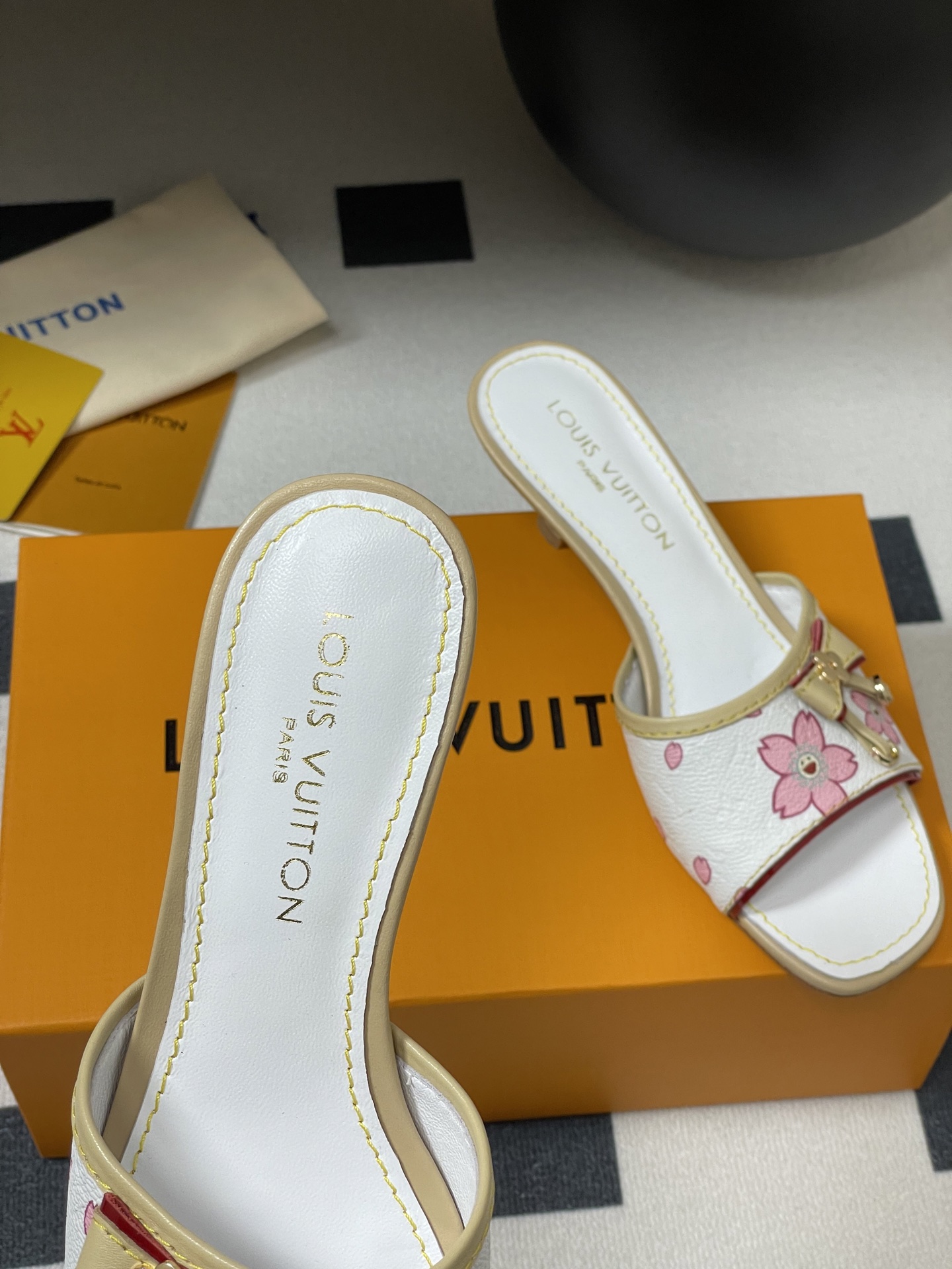 Louis Vuitton 2025SS Slides(EU35-41)-3CM
