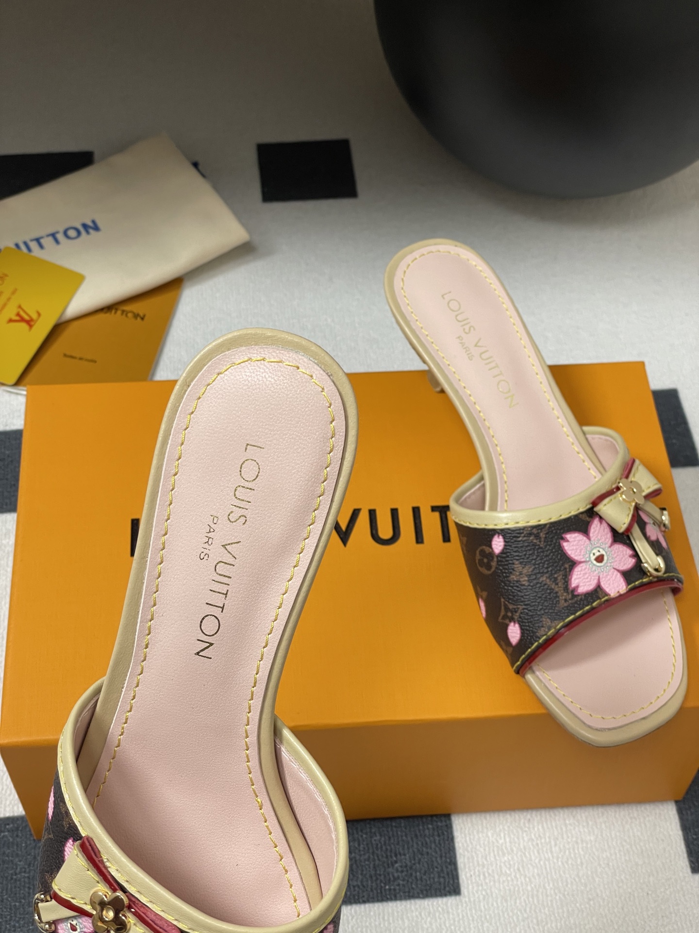 Louis Vuitton 2025SS Slides(EU35-41)-3CM