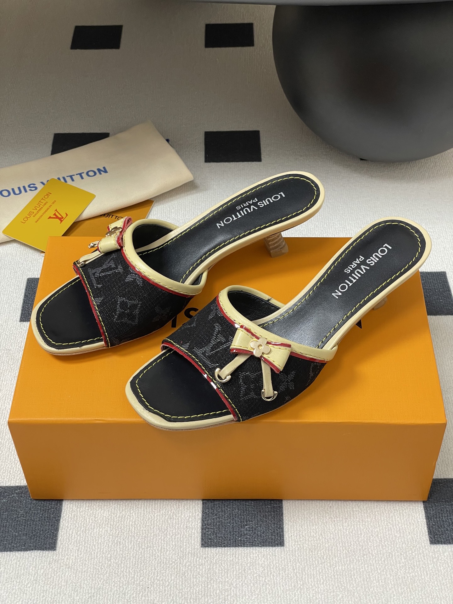 Louis Vuitton 2025SS Slides(EU35-41)-3CM