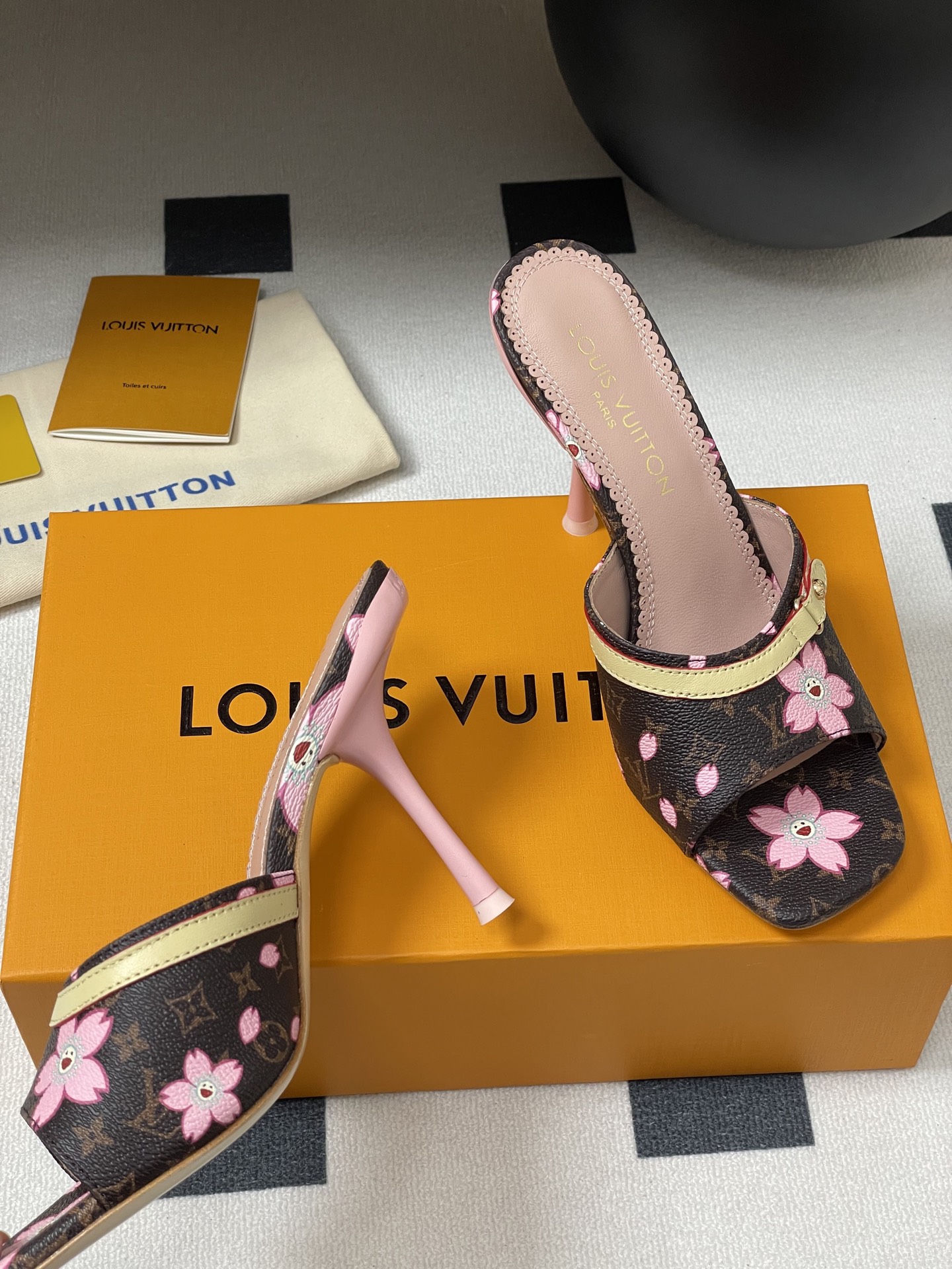 Louis Vuitton 2025SS Slides(EU35-41)-9CM
