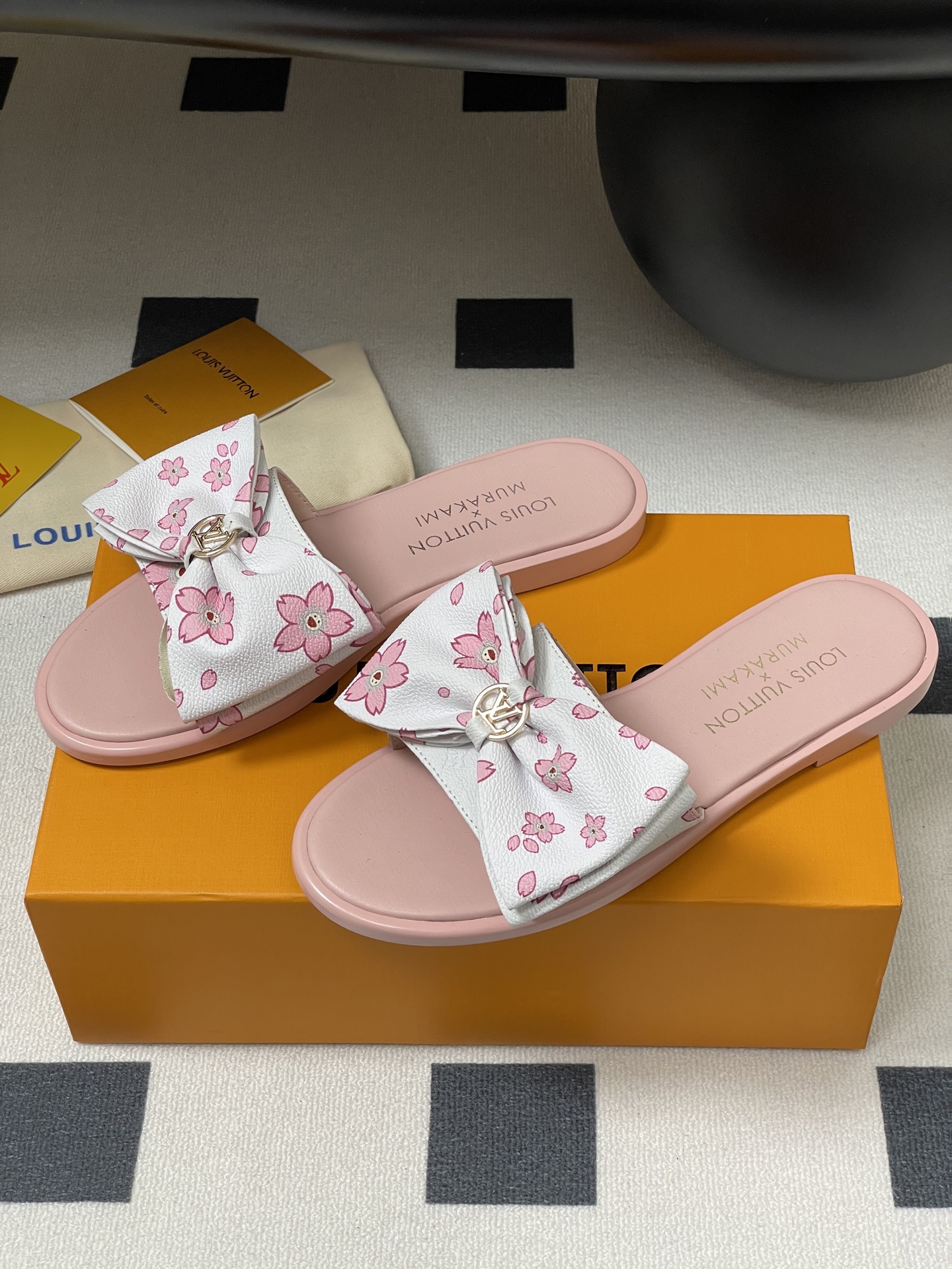 Louis Vuitton 2025SS Slides(EU35-41)