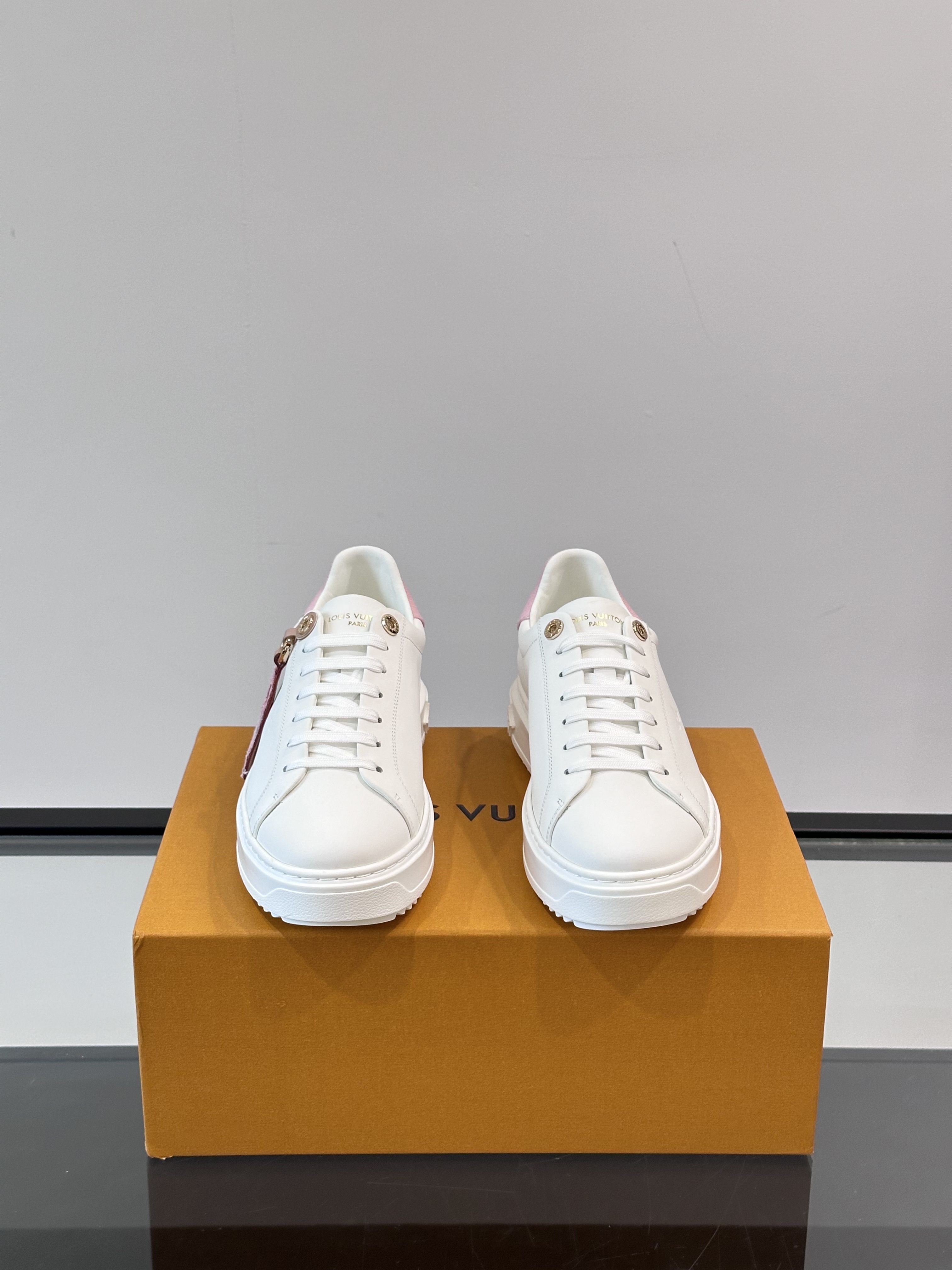 Louis Vuitton Trainer Sneakers(EU35-45)