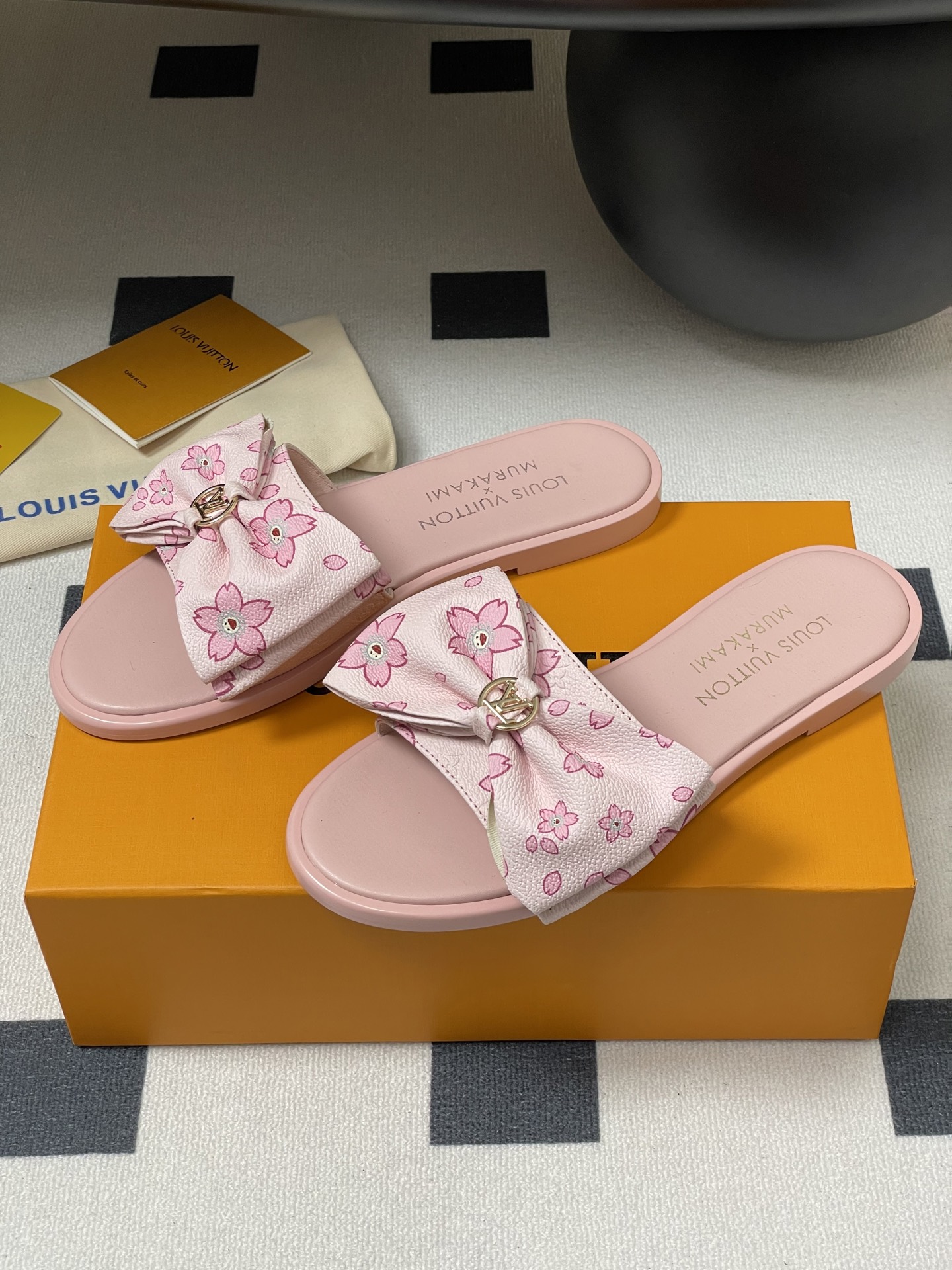 Louis Vuitton 2025SS Slides(EU35-41)