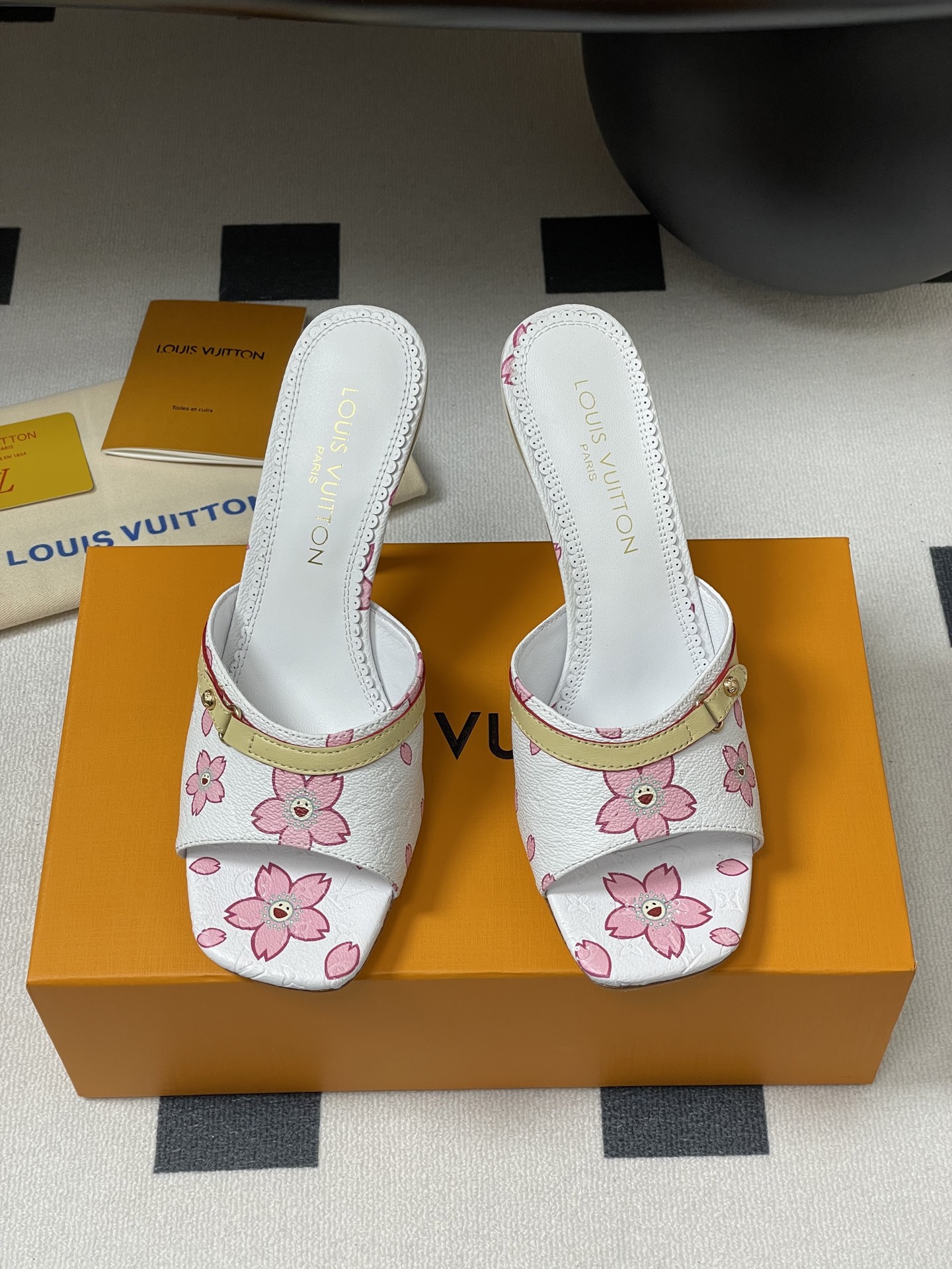 Louis Vuitton 2025SS Slides(EU35-41)-9CM