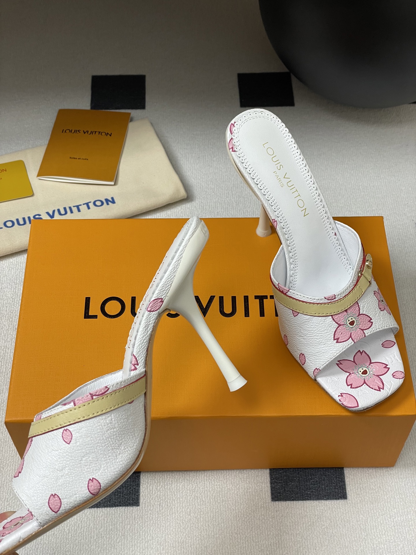 Louis Vuitton 2025SS Slides(EU35-41)-9CM