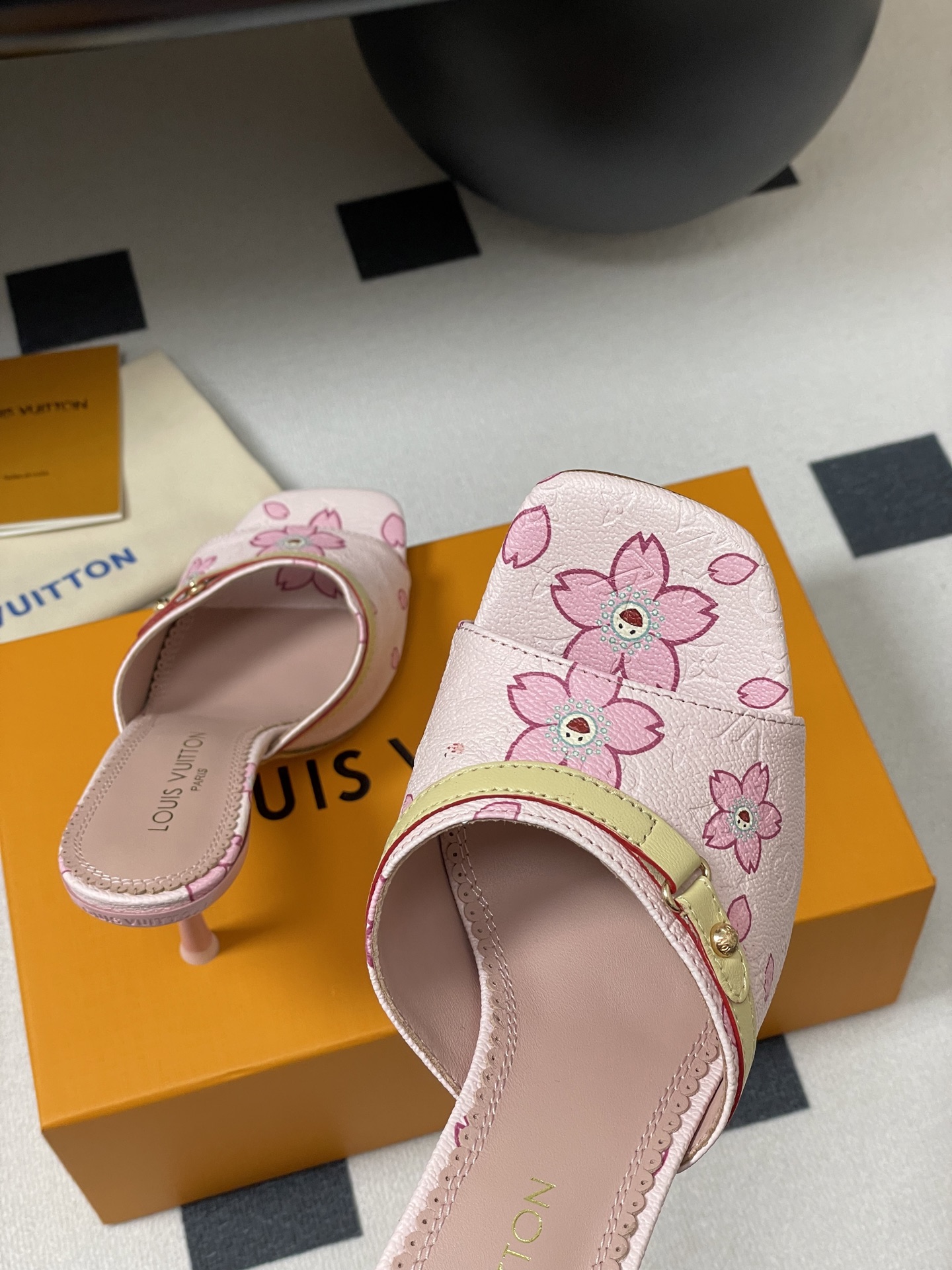 Louis Vuitton 2025SS Slides(EU35-41)-9CM