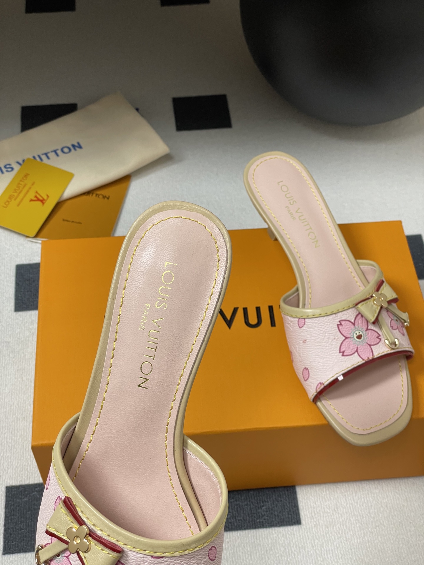 Louis Vuitton 2025SS Slides(EU35-41)-3CM
