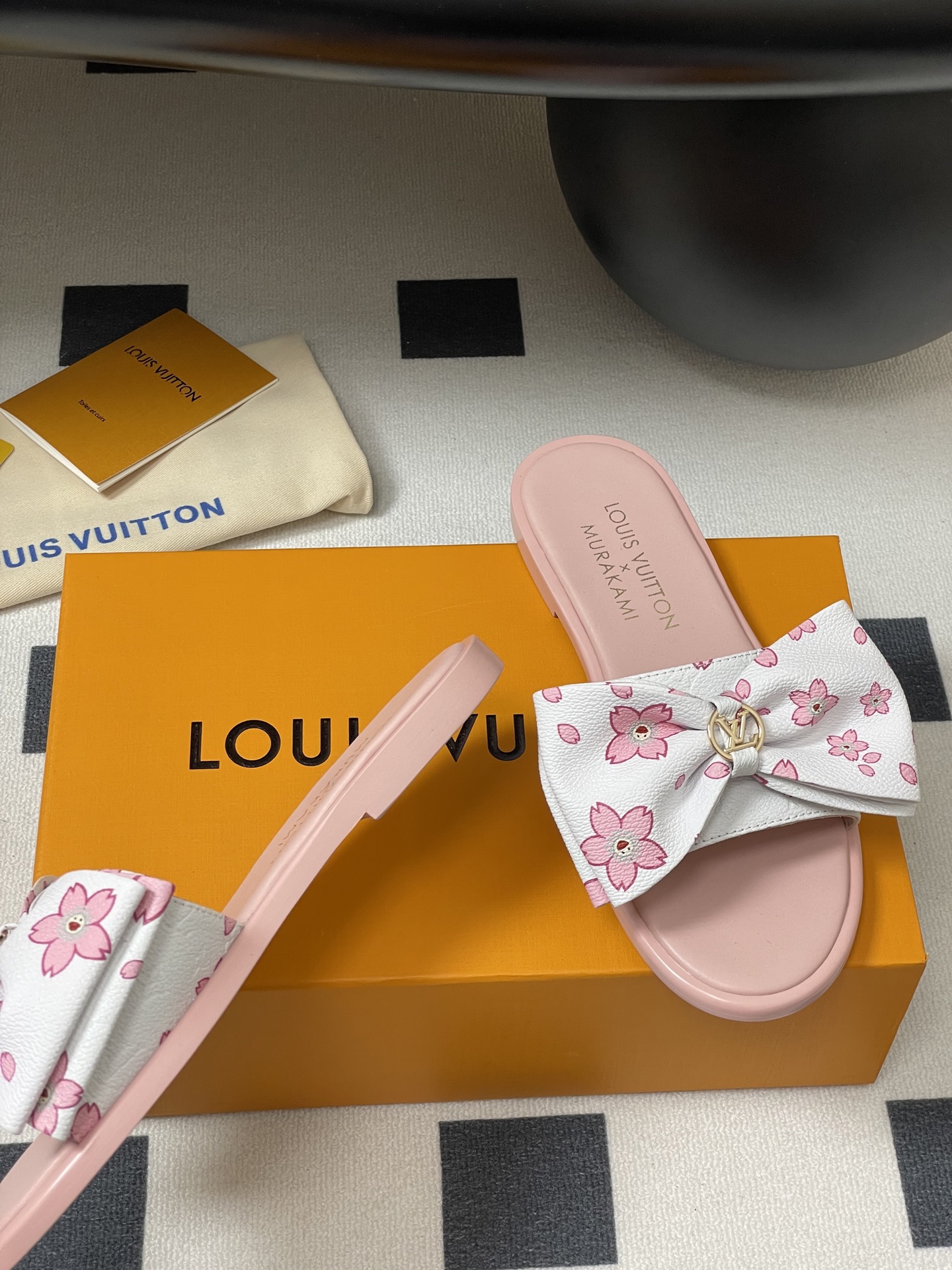 Louis Vuitton 2025SS Slides(EU35-41)