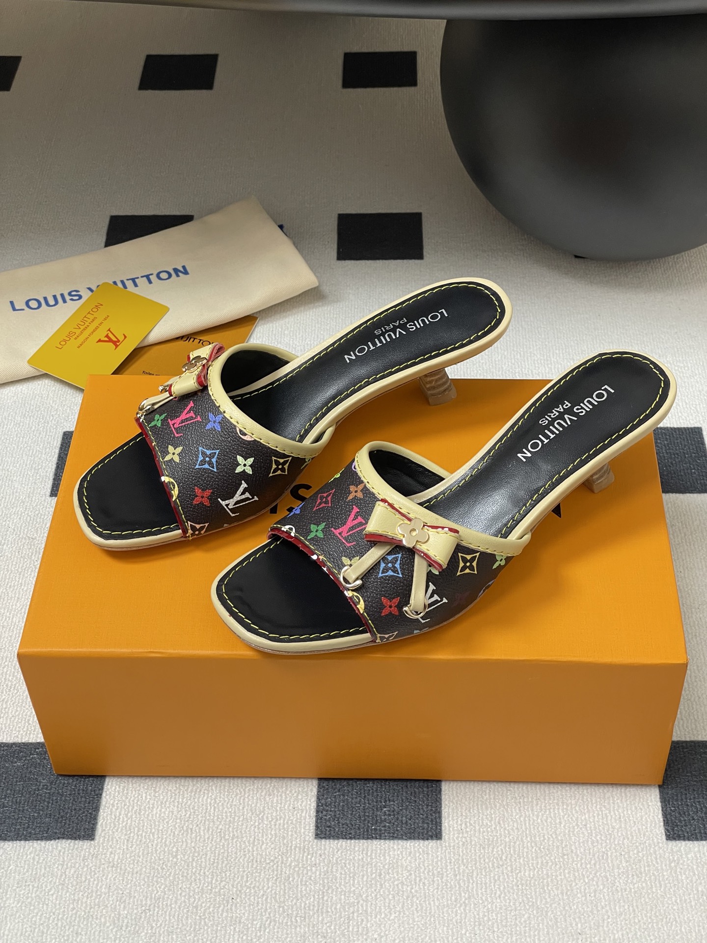 Louis Vuitton 2025SS Slides(EU35-41)-3CM