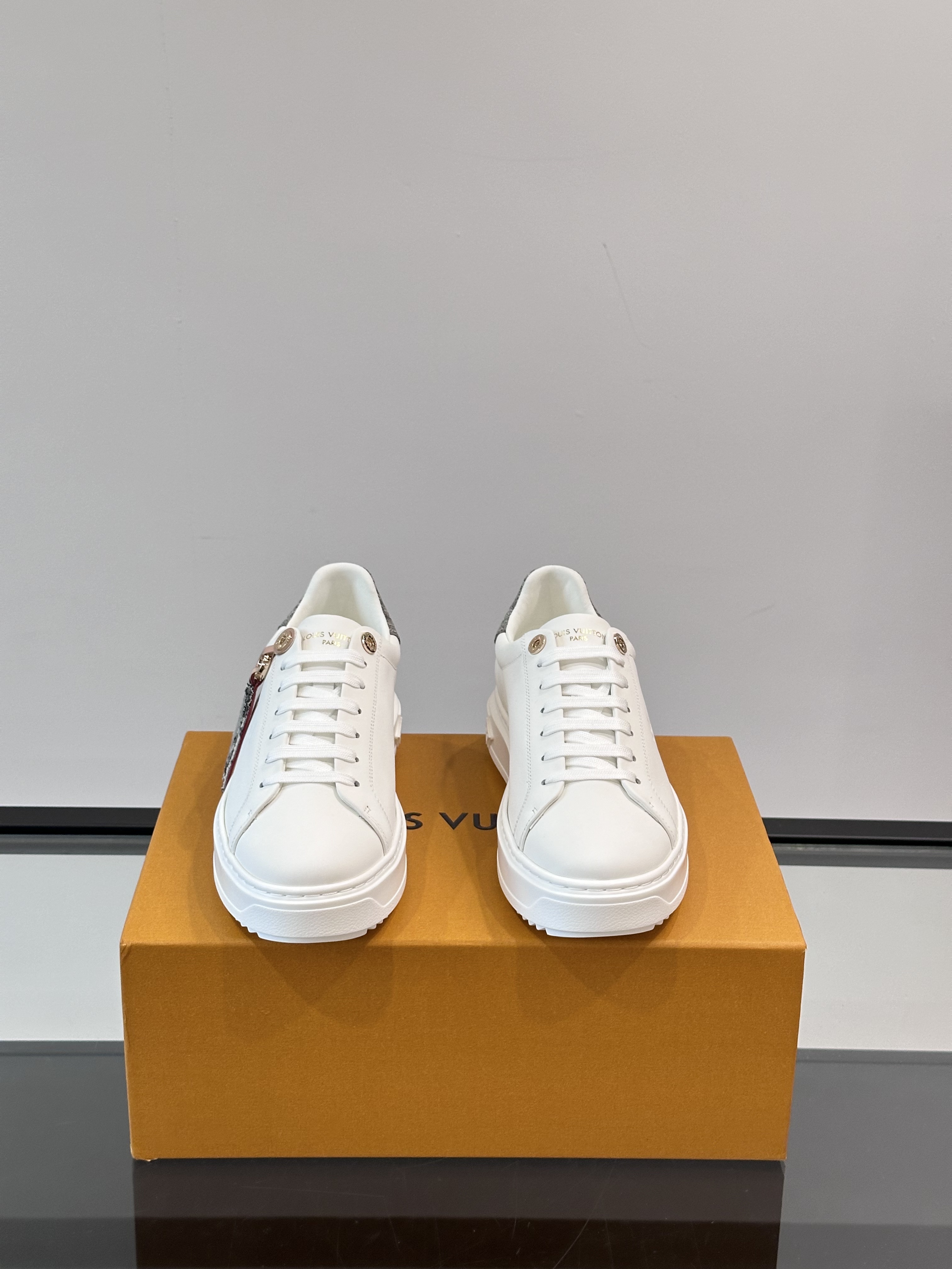 Louis Vuitton Trainer Sneakers(EU35-45)