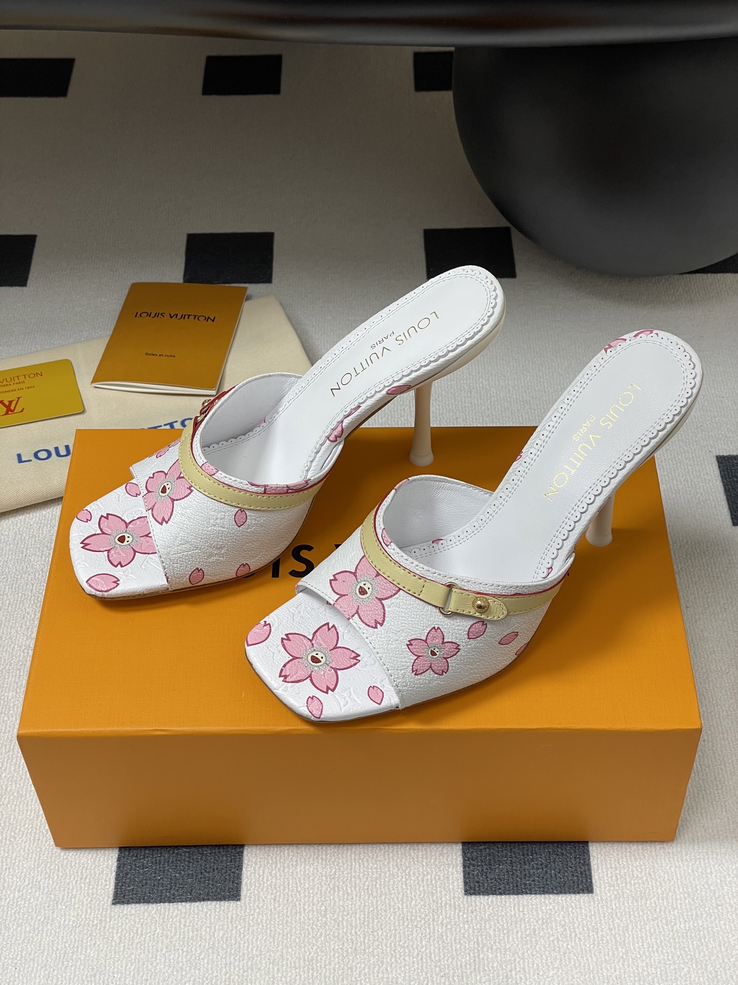 Louis Vuitton 2025SS Slides(EU35-41)-9CM