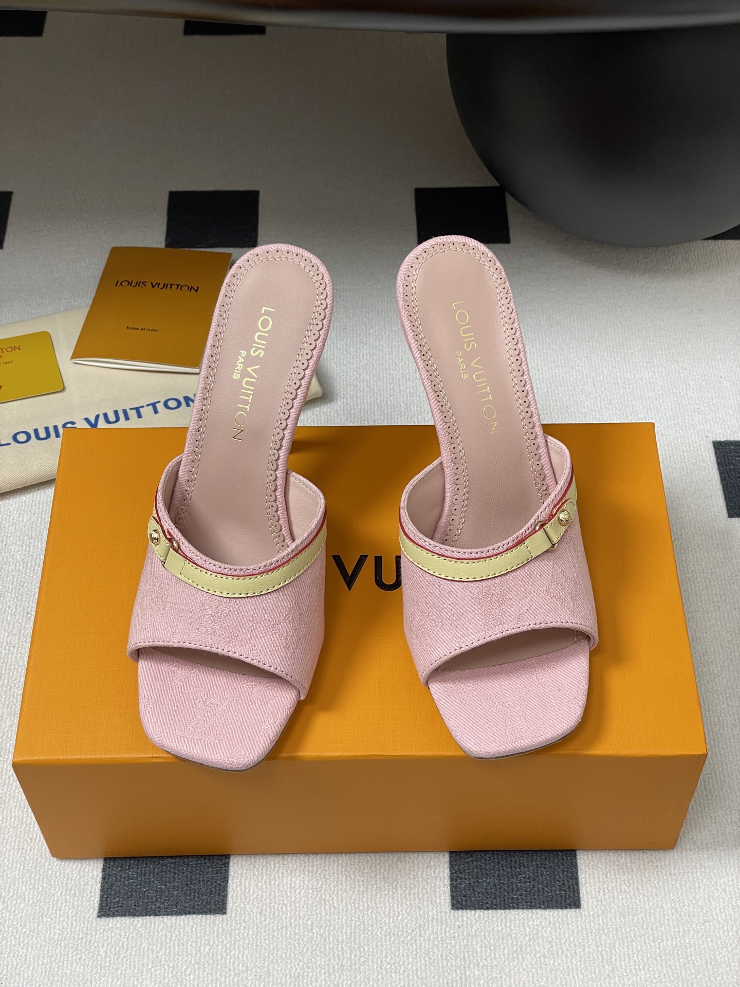 Louis Vuitton 2025SS Slides(EU35-41)-9CM