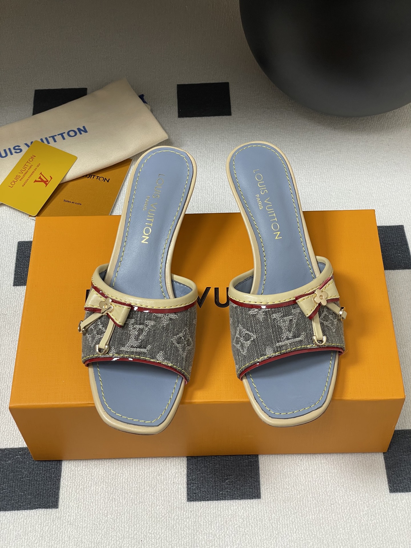 Louis Vuitton 2025SS Slides(EU35-41)-3CM