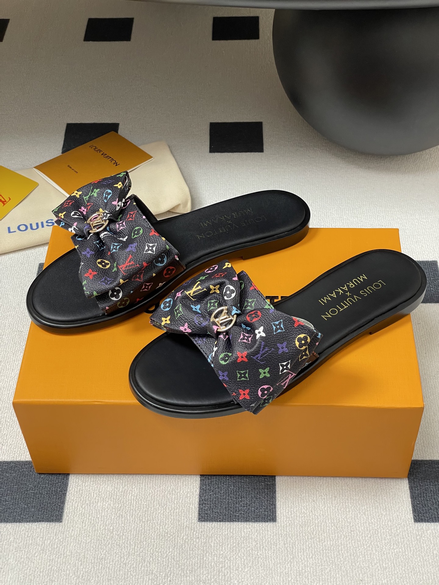 Louis Vuitton 2025SS Slides(EU35-42)