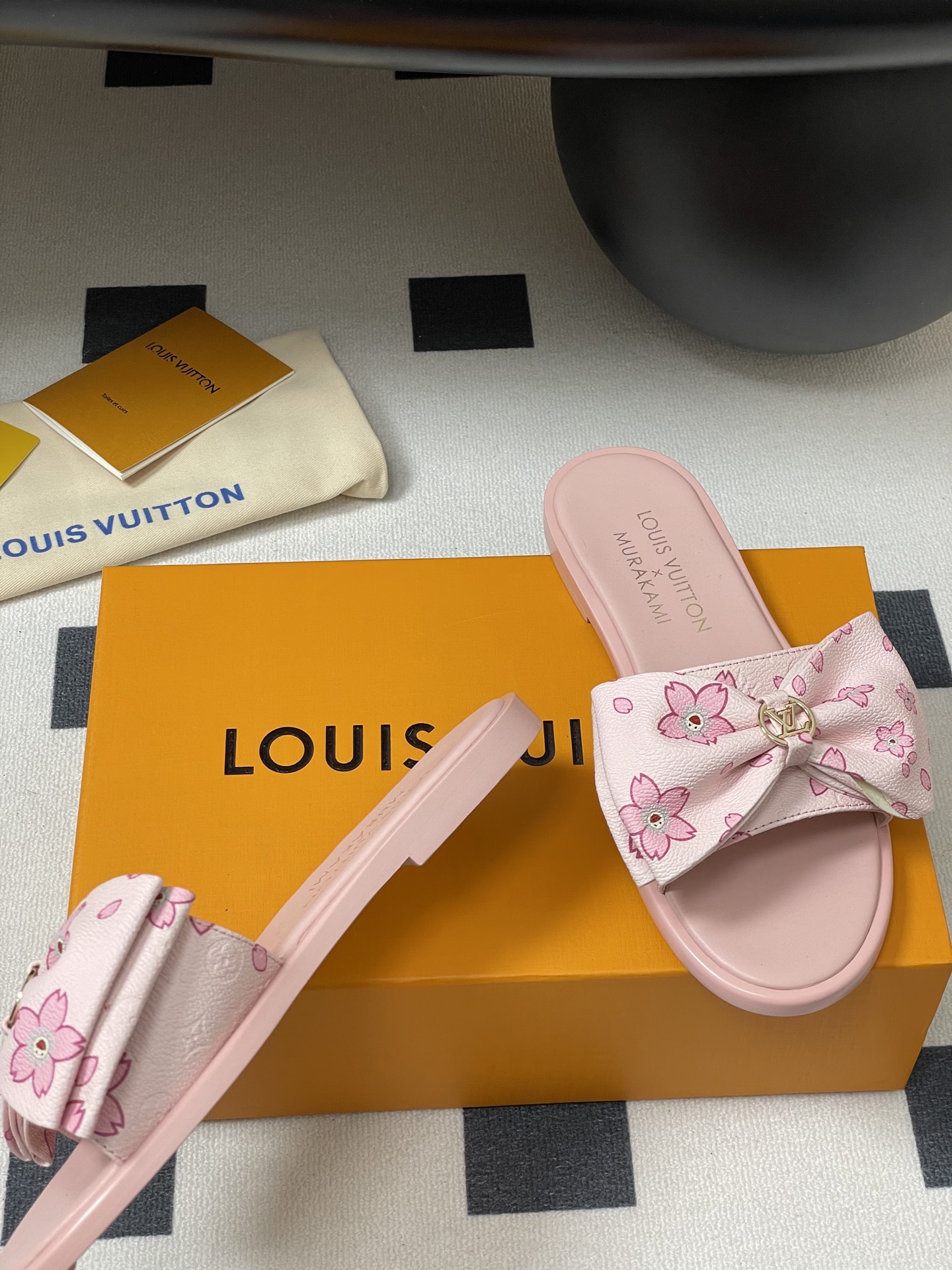 Louis Vuitton 2025SS Slides(EU35-41)