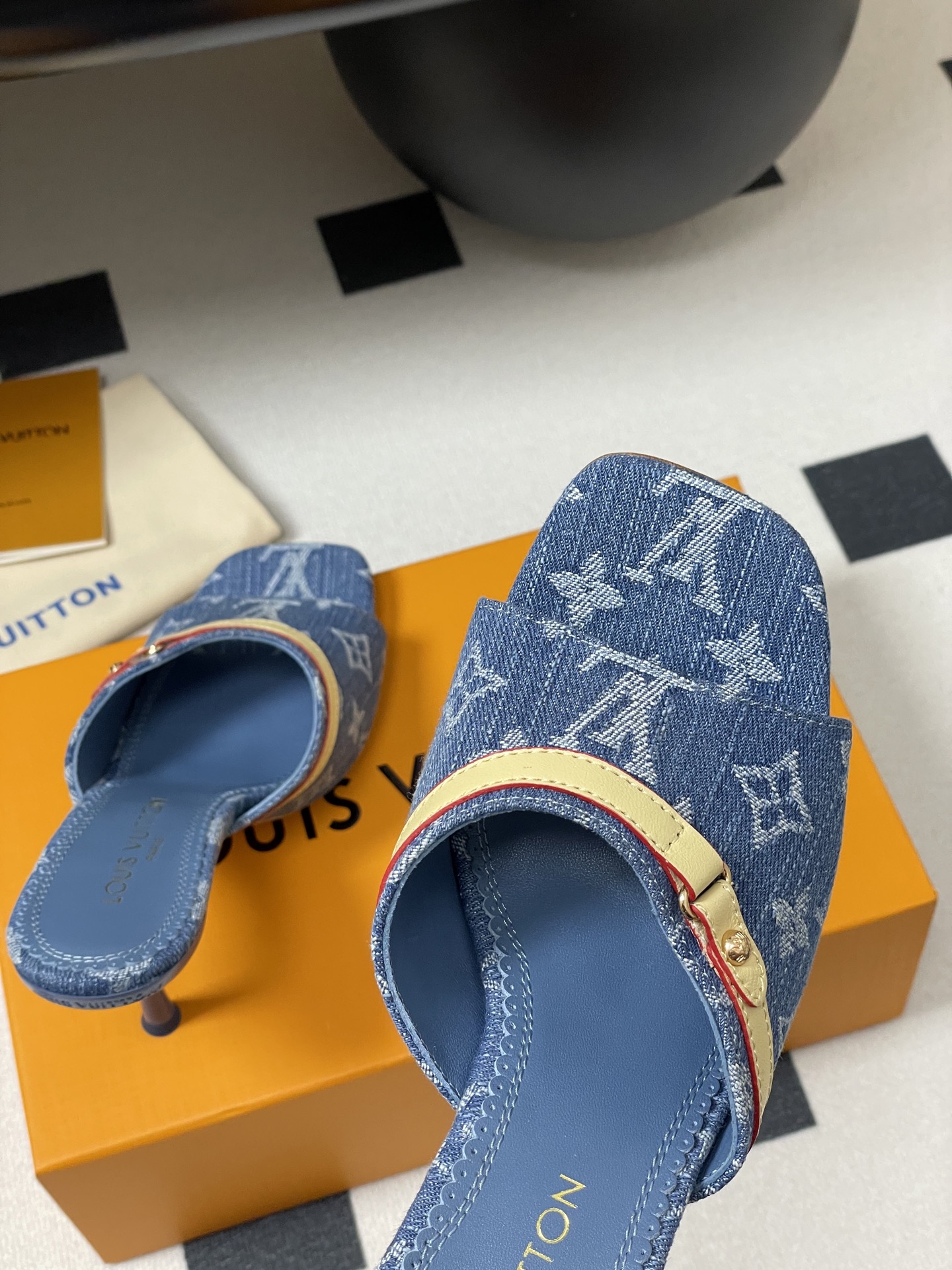 Louis Vuitton 2025SS Slides(EU35-41)-9CM