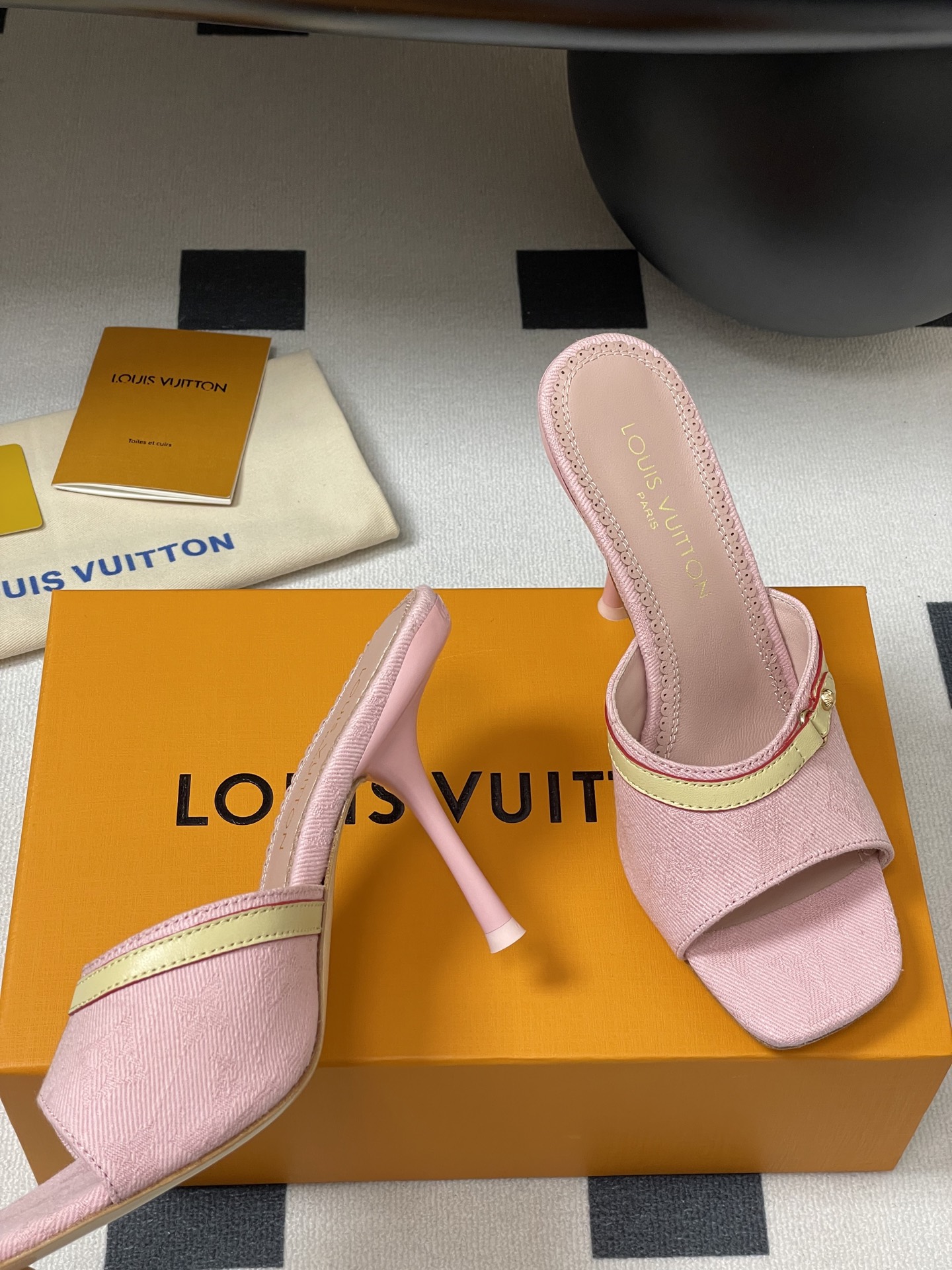 Louis Vuitton 2025SS Slides(EU35-41)-9CM