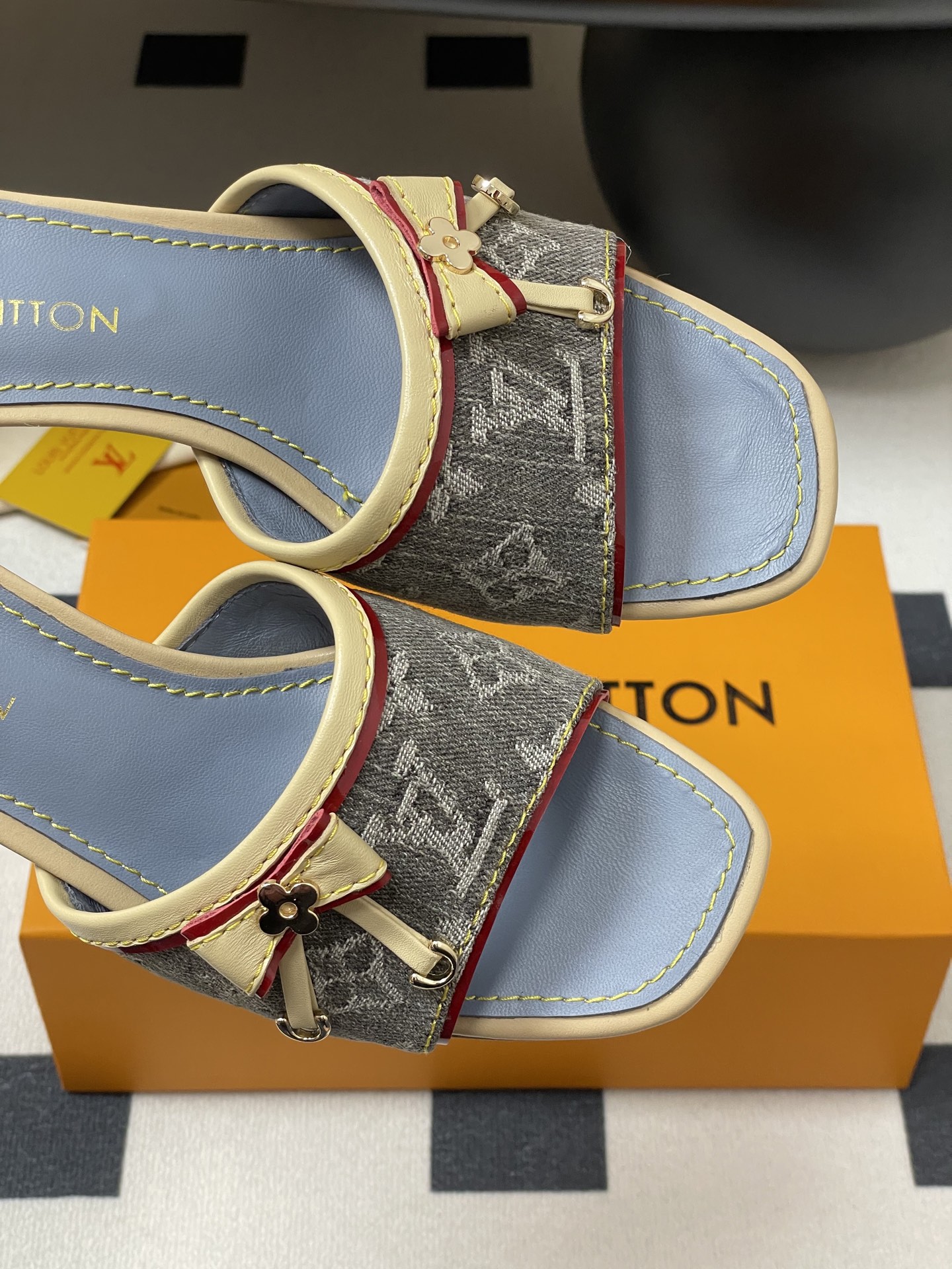 Louis Vuitton 2025SS Slides(EU35-41)-3CM