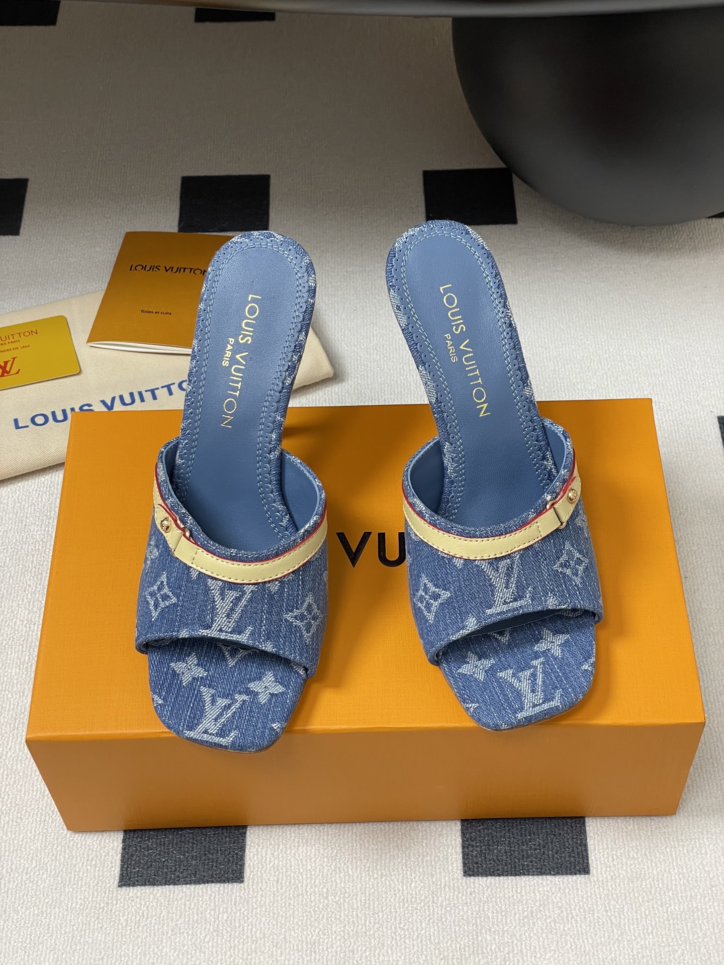 Louis Vuitton 2025SS Slides(EU35-41)-9CM
