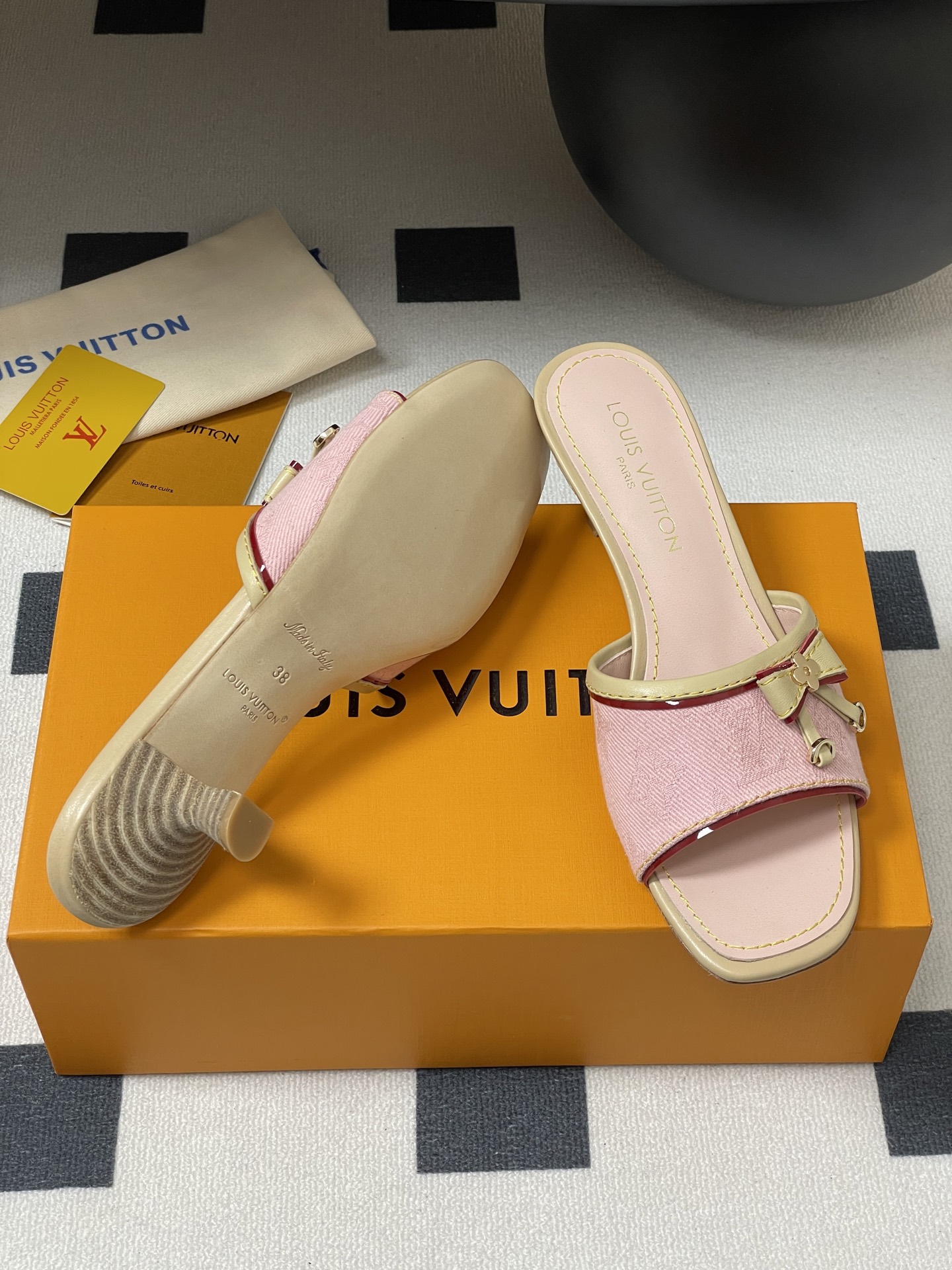 Louis Vuitton 2025SS Slides(EU35-41)-3CM