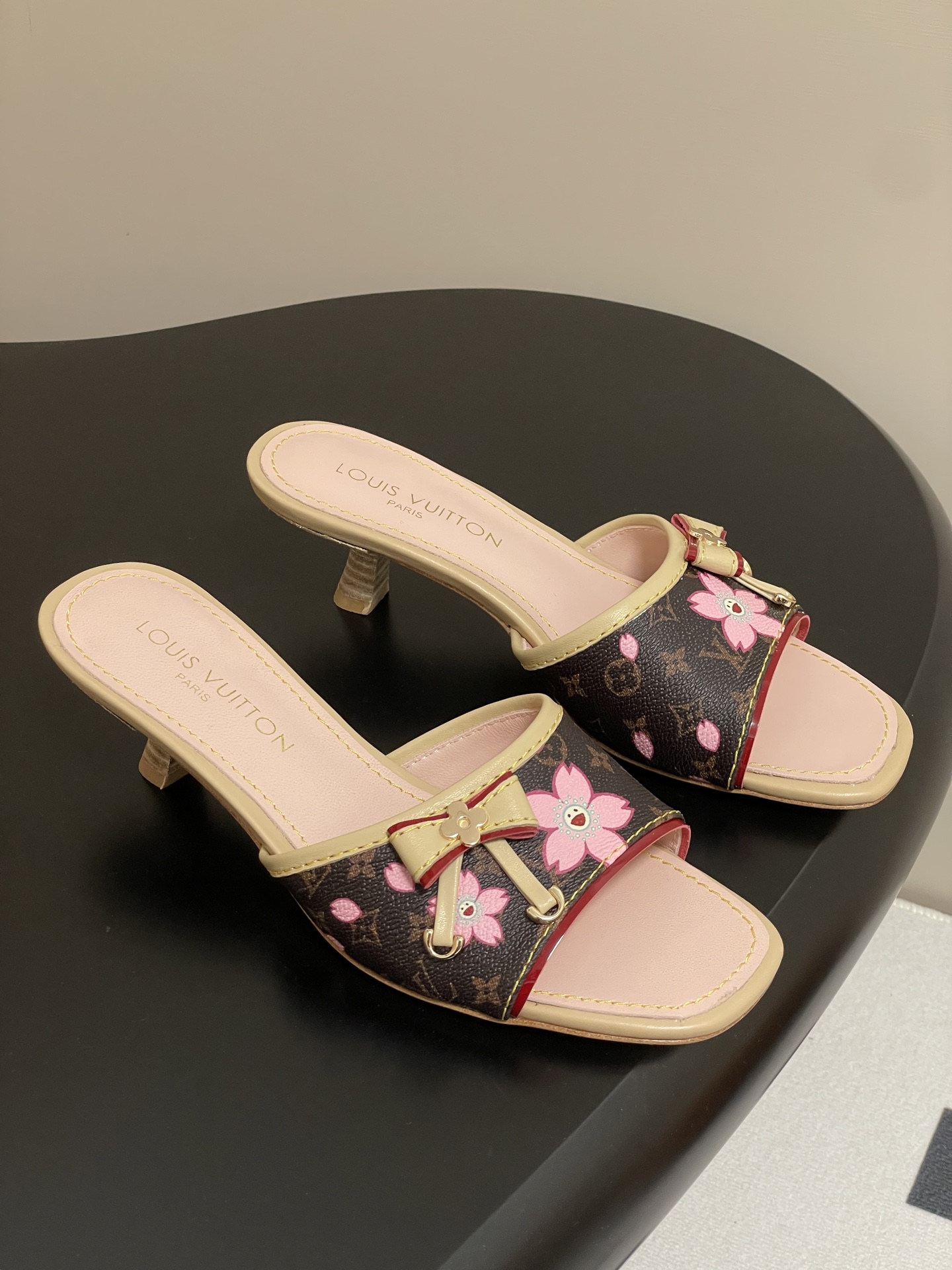 Louis Vuitton 2025SS Slides(EU35-41)-3CM