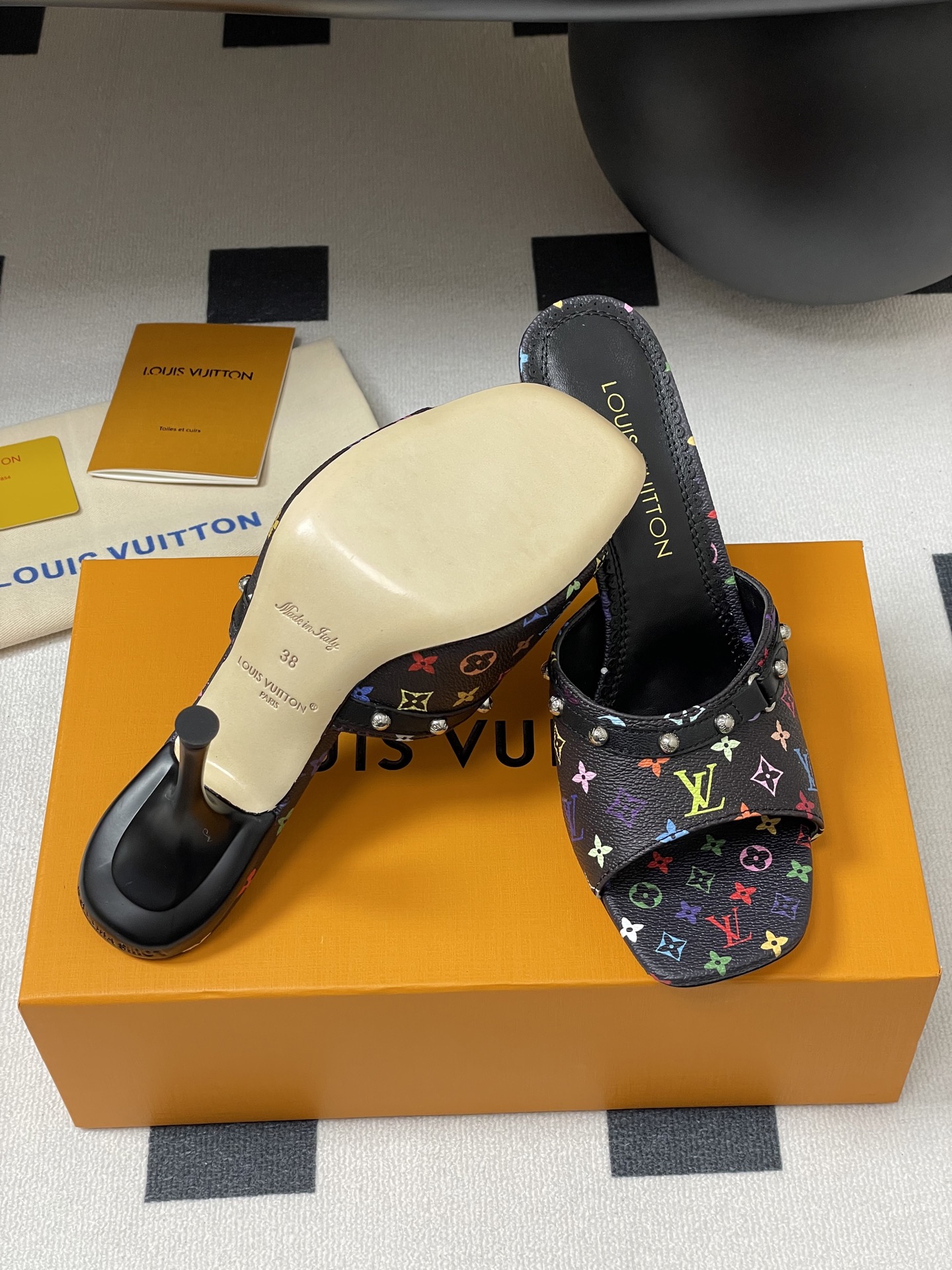 Louis Vuitton 2025SS Slides(EU35-41)-9CM