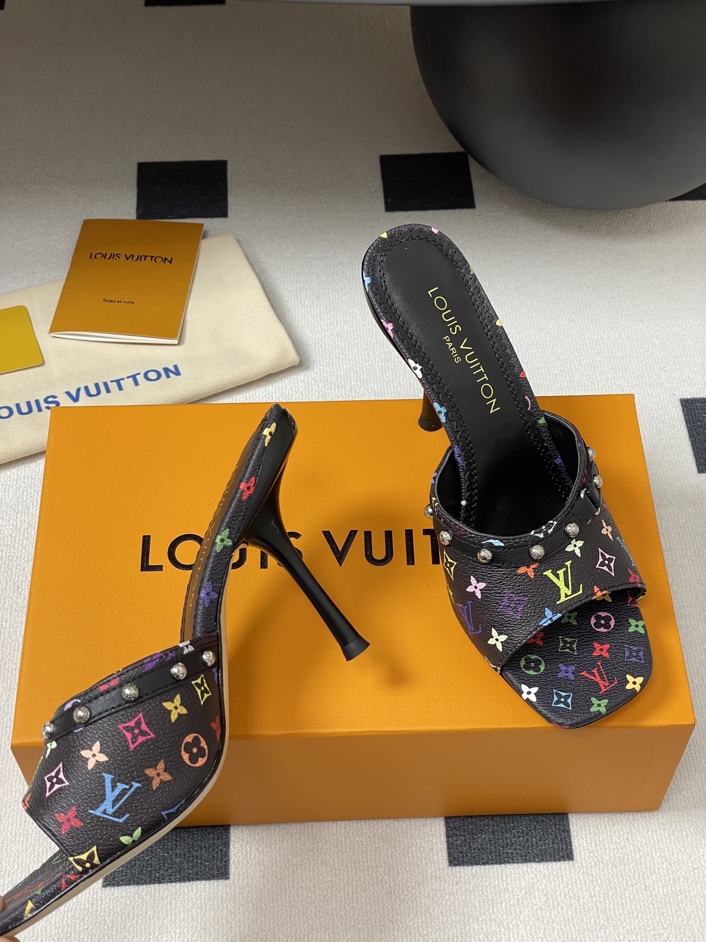Louis Vuitton 2025SS Slides(EU35-41)-9CM