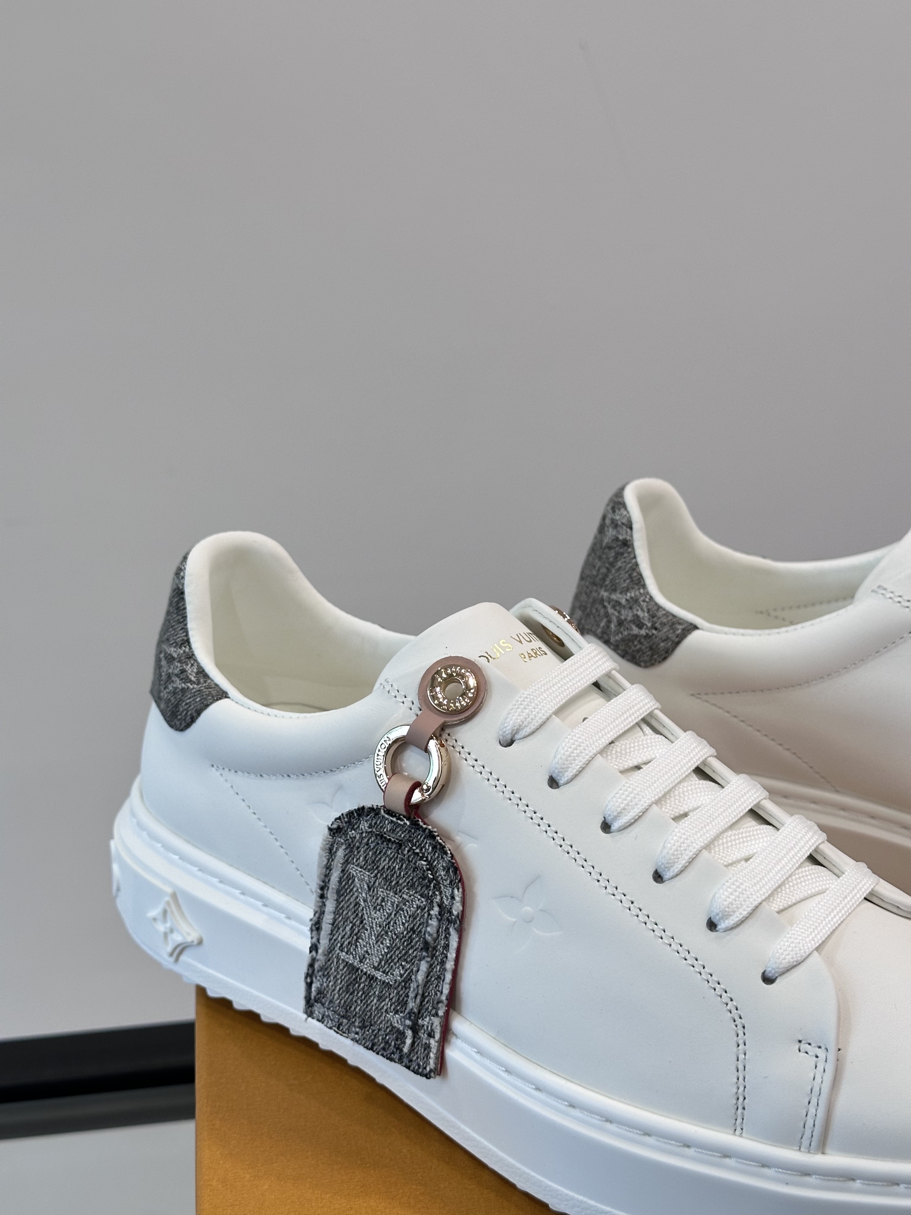 Louis Vuitton Trainer Sneakers(EU35-45)