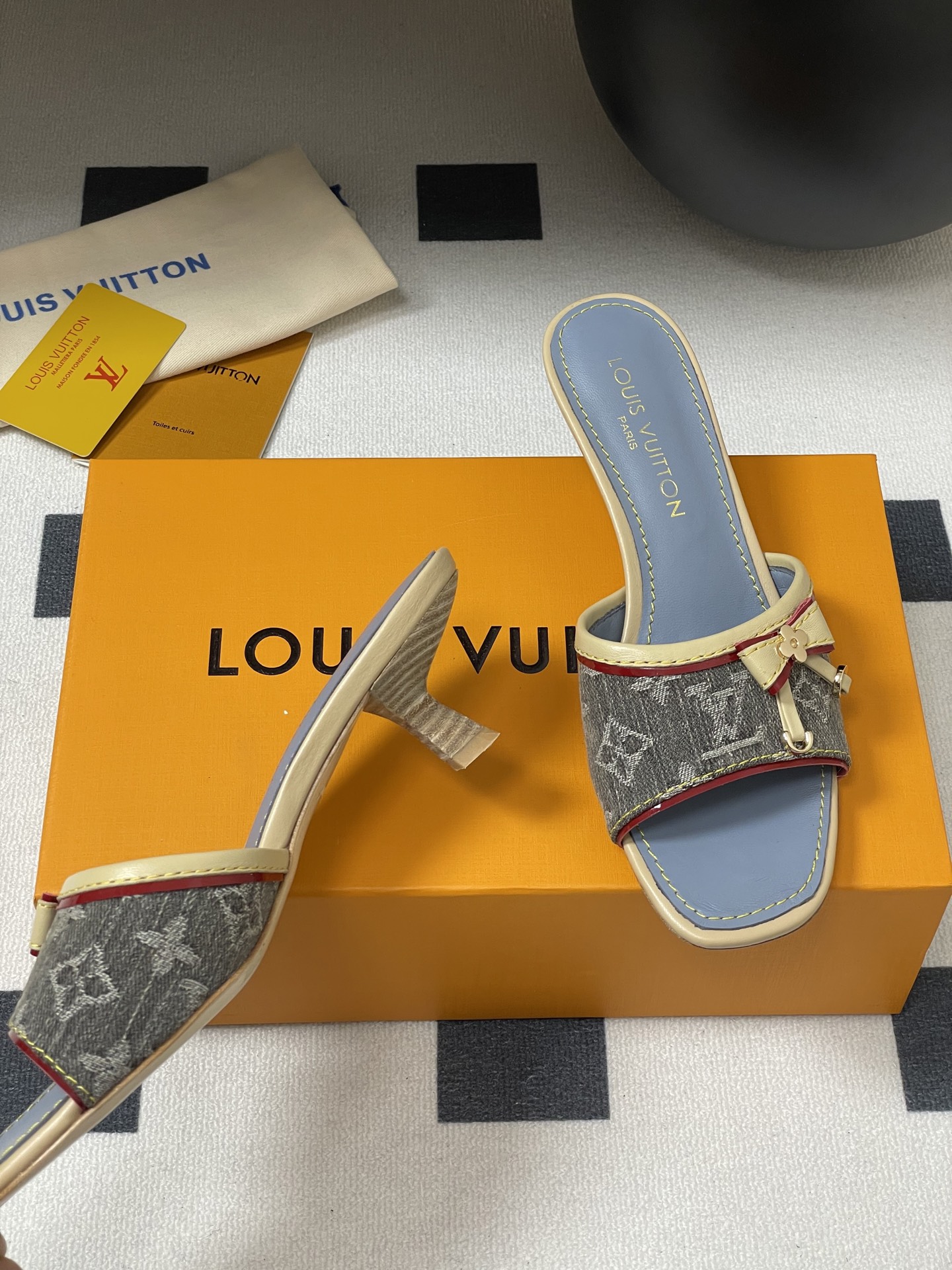Louis Vuitton 2025SS Slides(EU35-41)-3CM