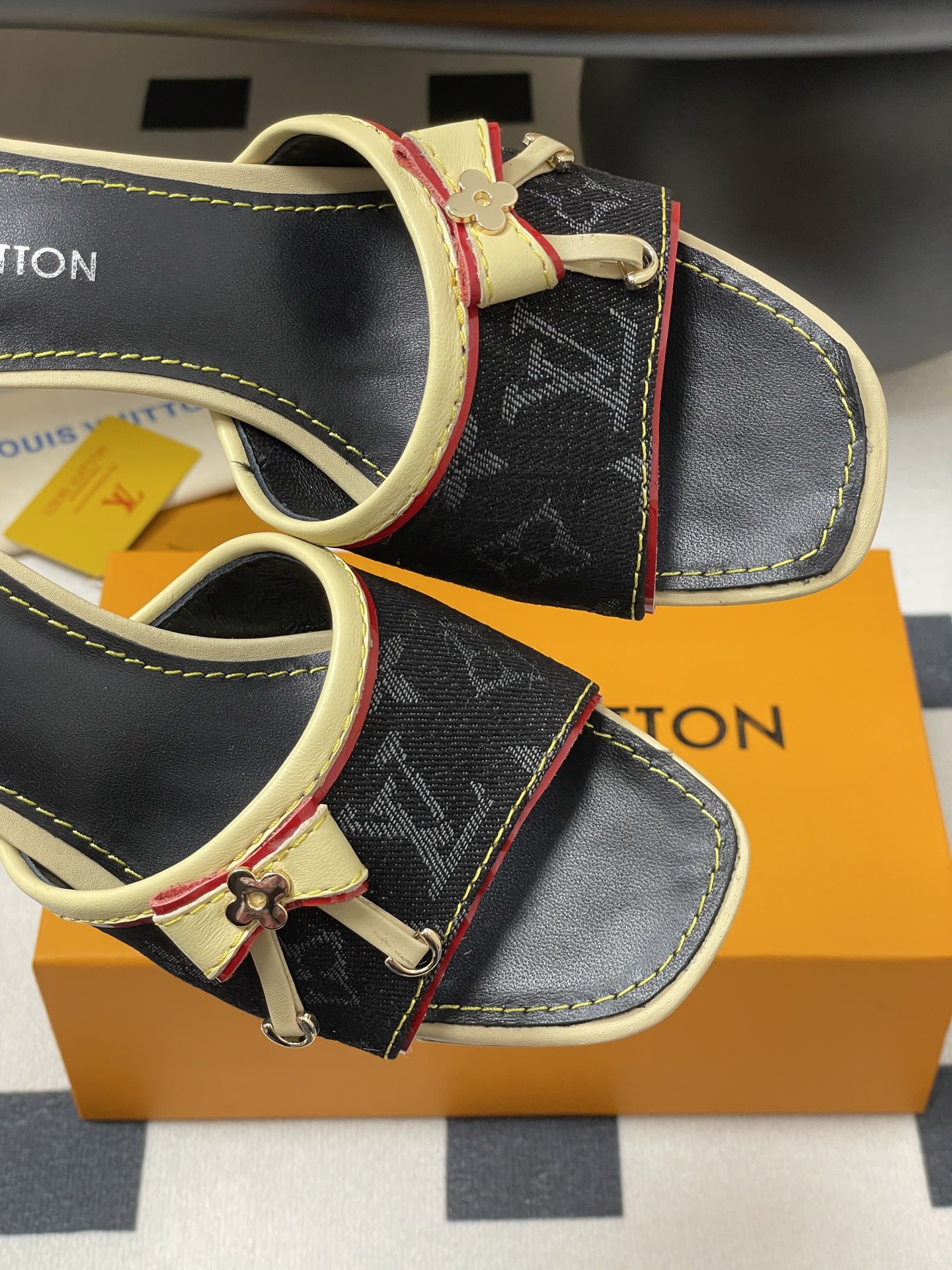 Louis Vuitton 2025SS Slides(EU35-41)-3CM