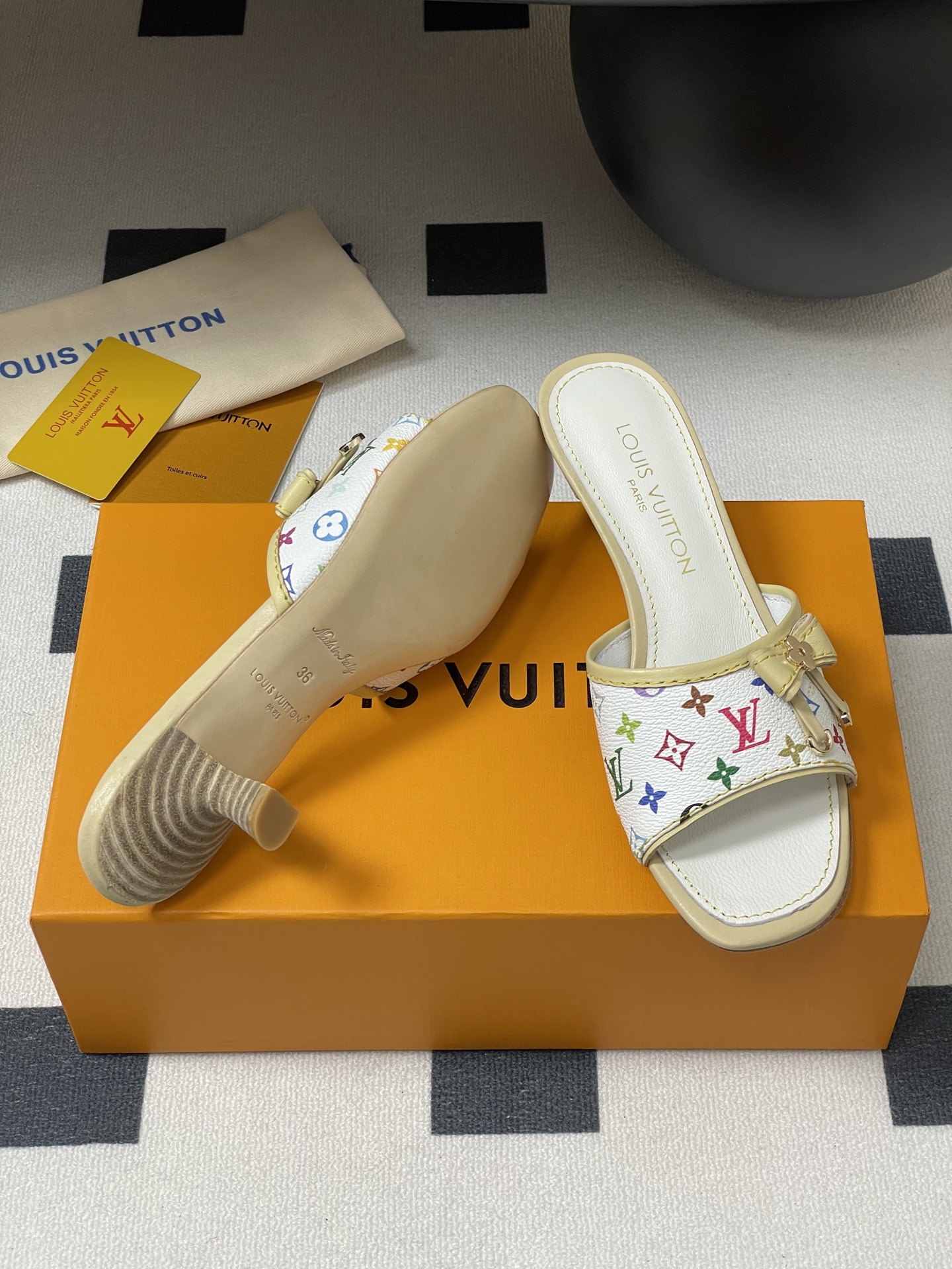 Louis Vuitton 2025SS Slides(EU35-41)-3CM
