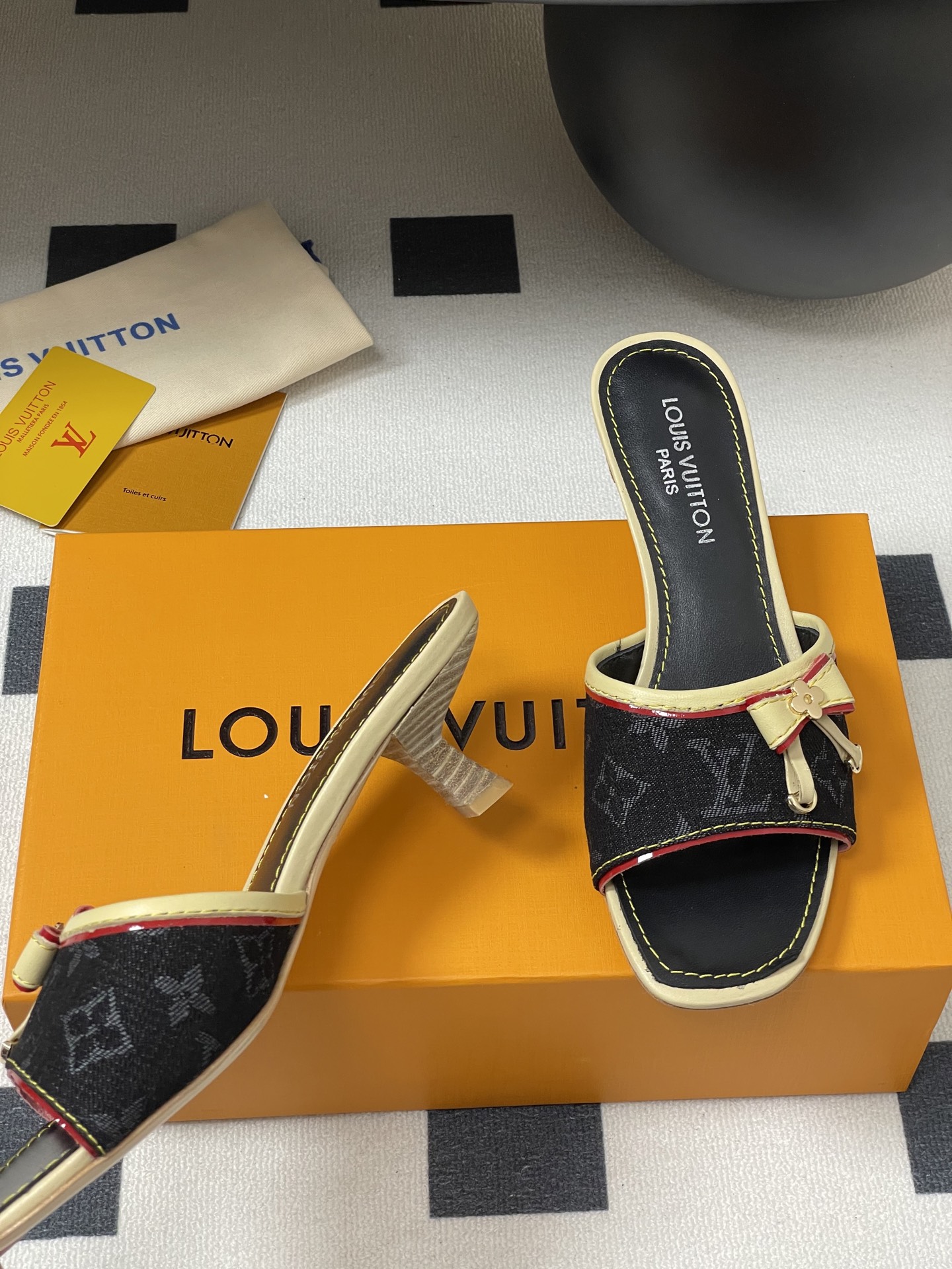 Louis Vuitton 2025SS Slides(EU35-41)-3CM