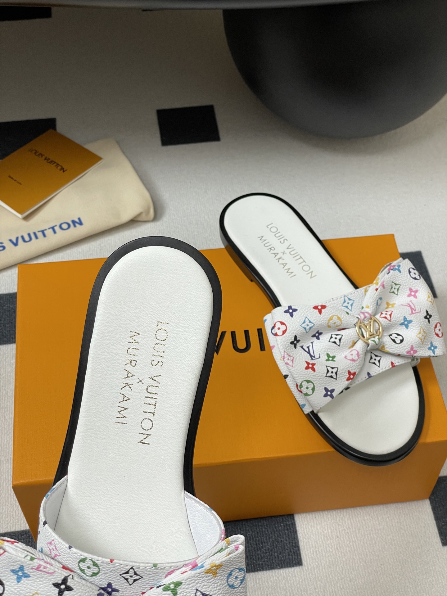 Louis Vuitton 2025SS Slides(EU35-42)