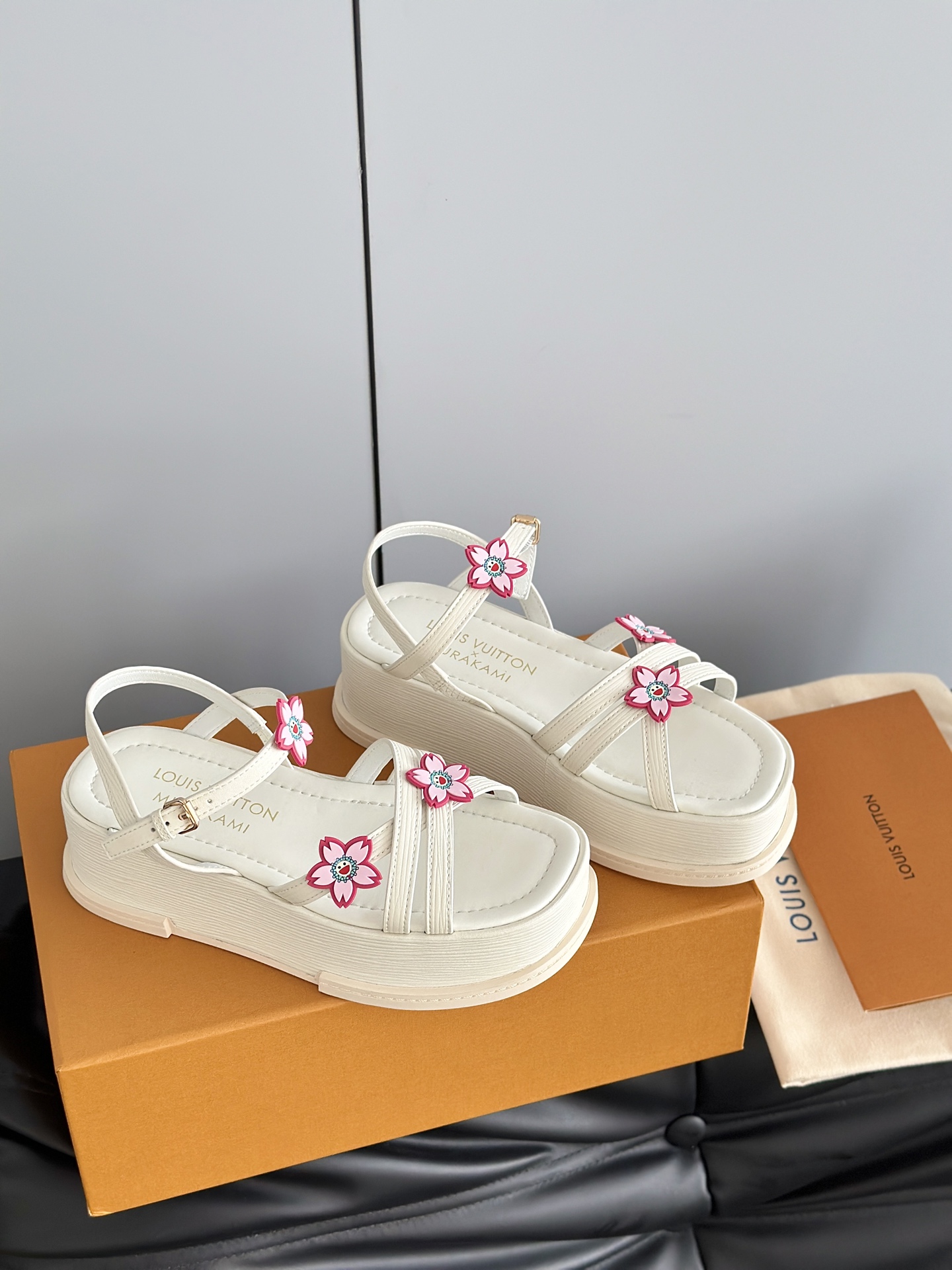 Louis Vuitton 2025SS Slides-5CM(EU35-41)
