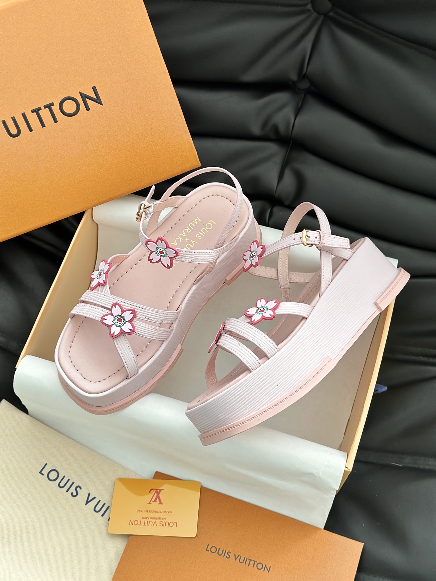 Louis Vuitton 2025SS Slides-5U35-41)