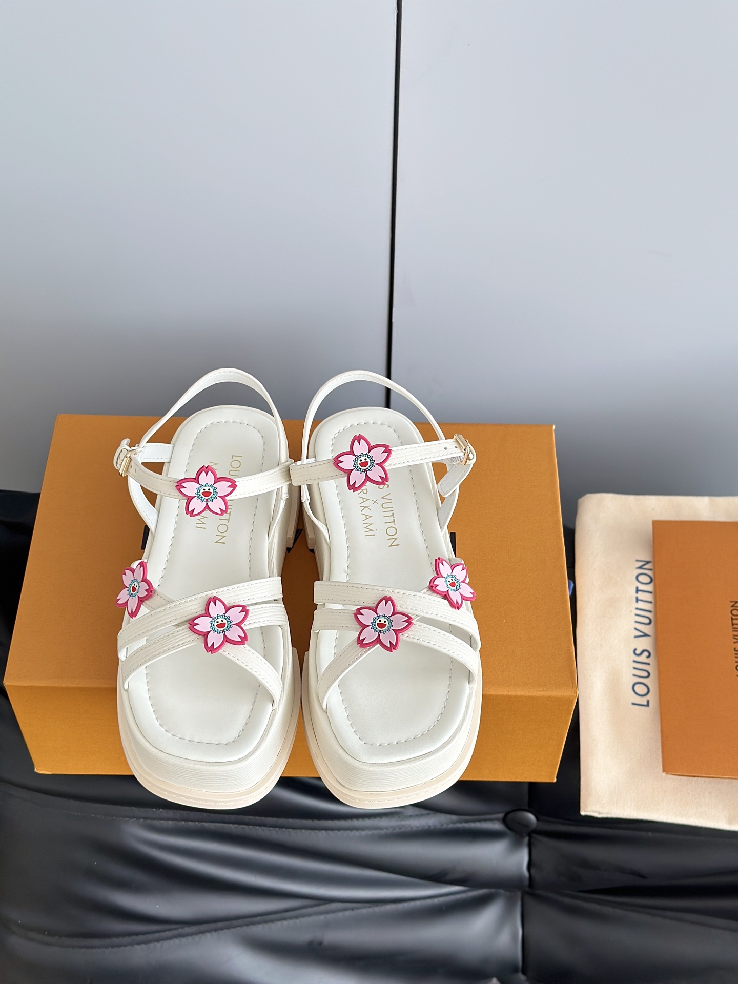 Louis Vuitton 2025SS Slides-5CM(EU35-41)