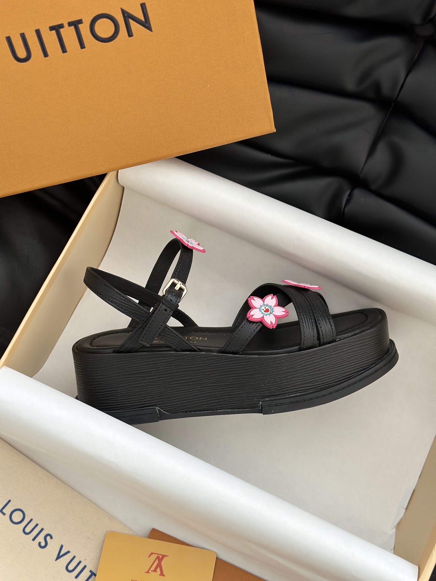 Louis Vuitton 2025SS Slides-5U35-41)