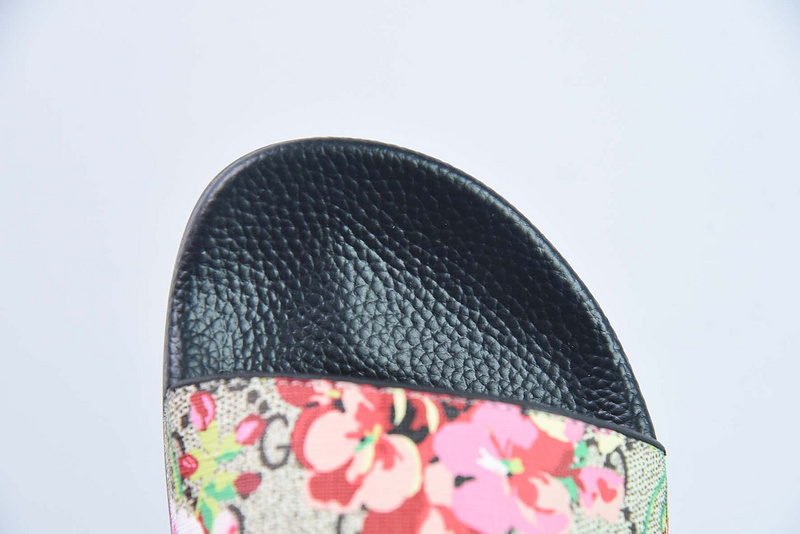 Gucci Slides(EU35-45)