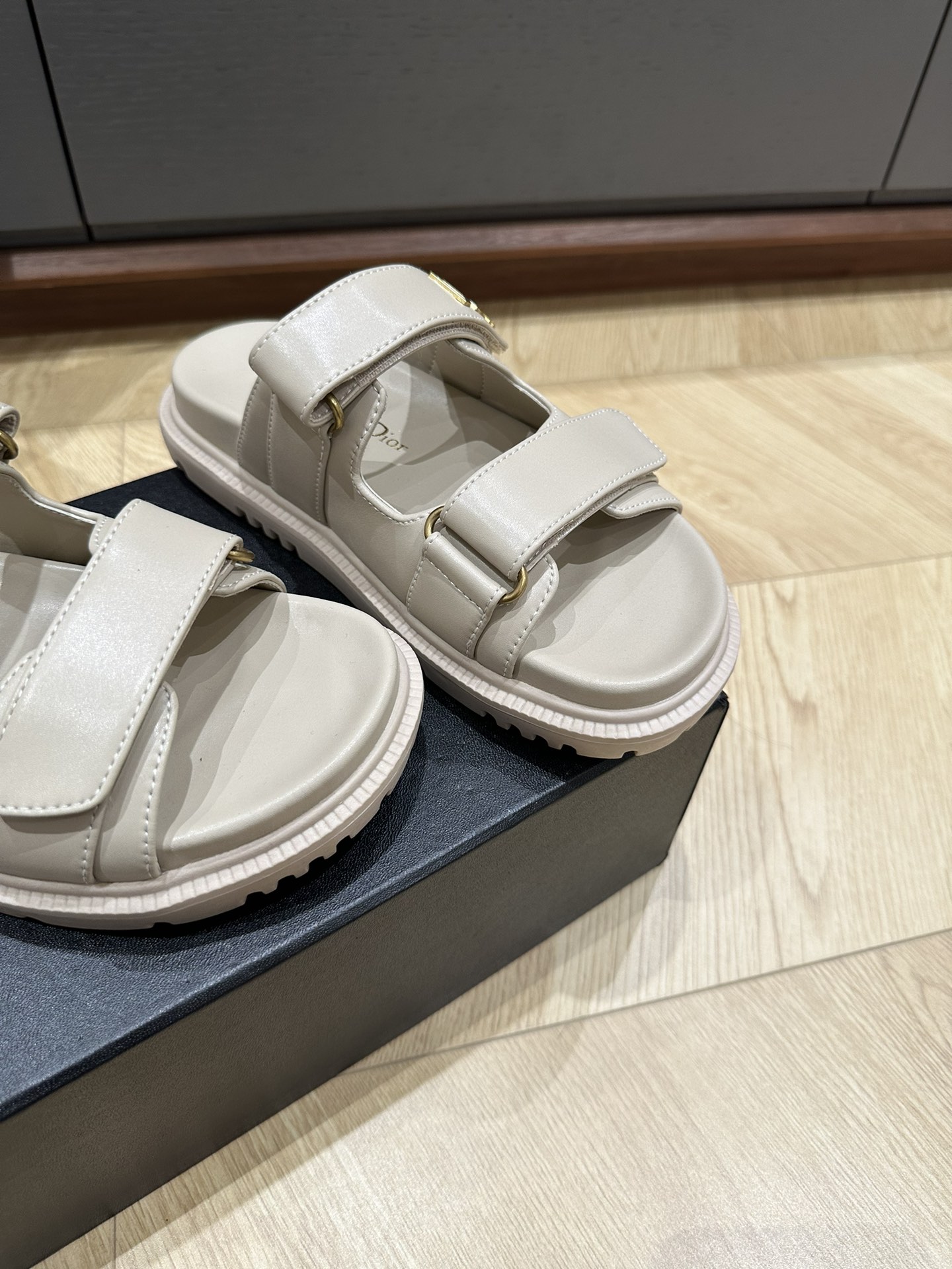 D*or 2025SS Sandals (EU35-41)