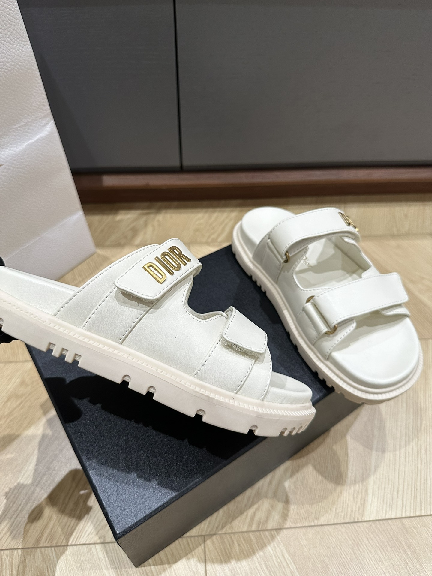 D*or 2025SS Sandals (EU35-41)