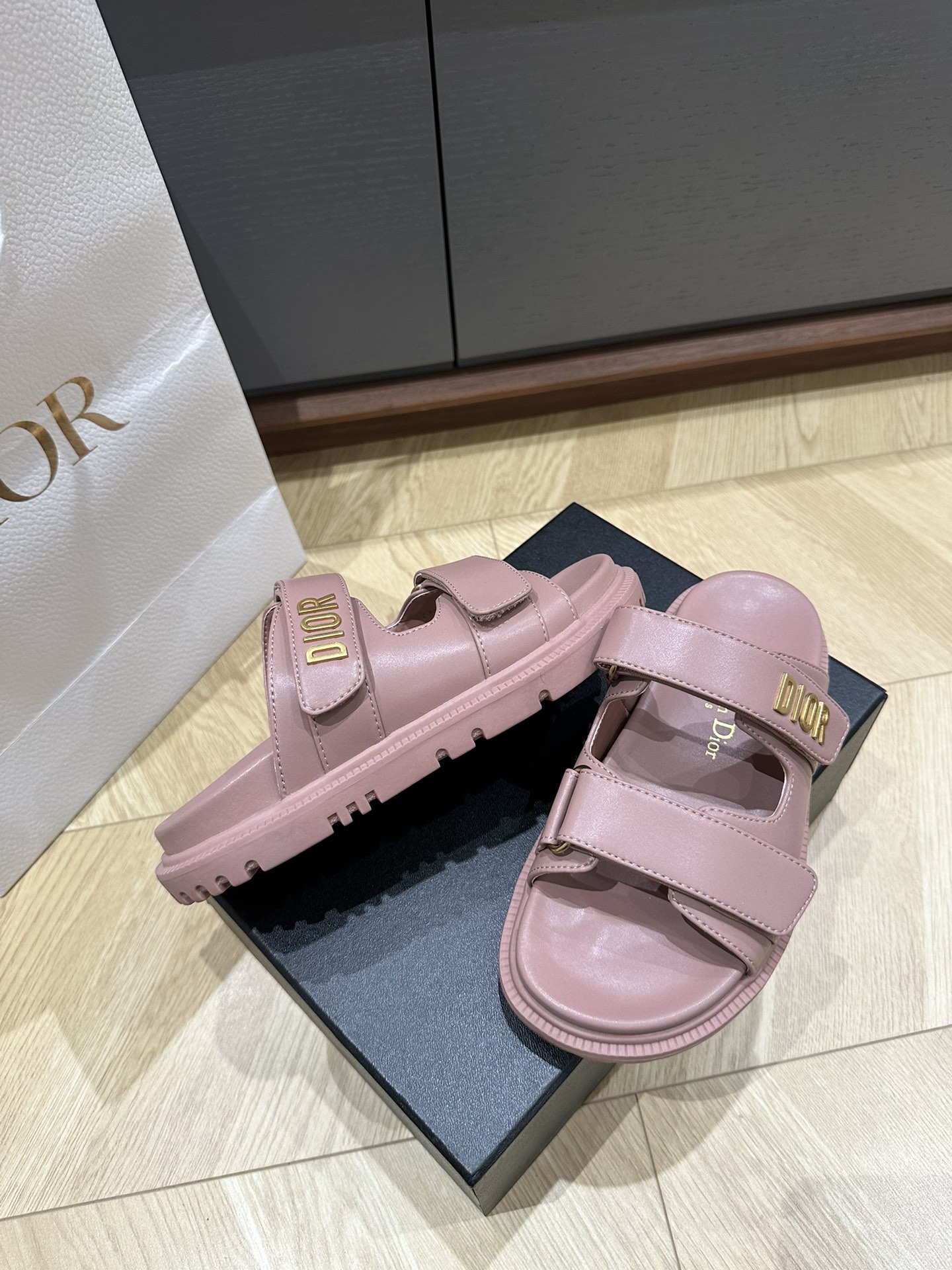D*or 2025SS Sandals (EU35-41)