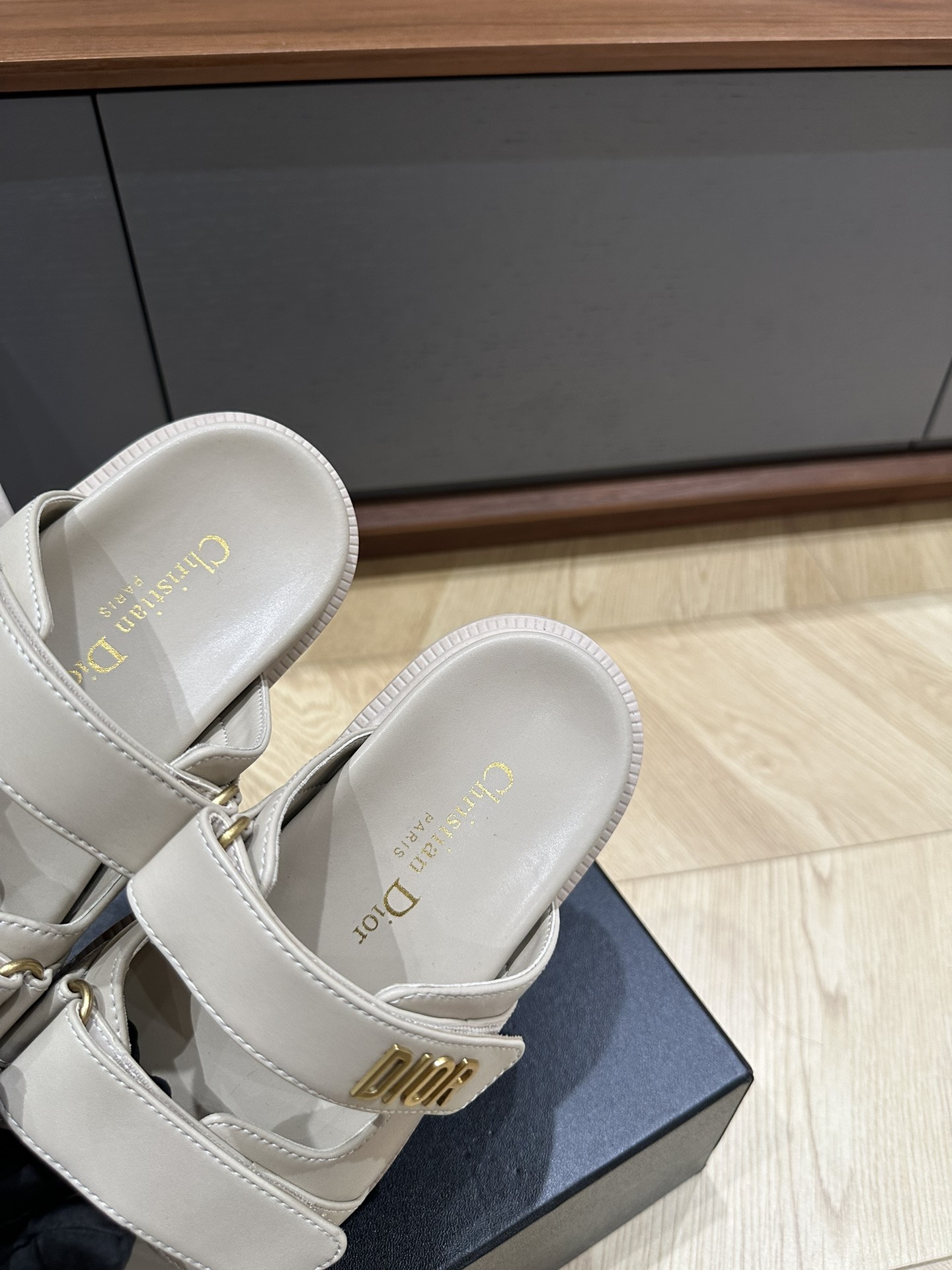 D*or 2025SS Sandals (EU35-41)