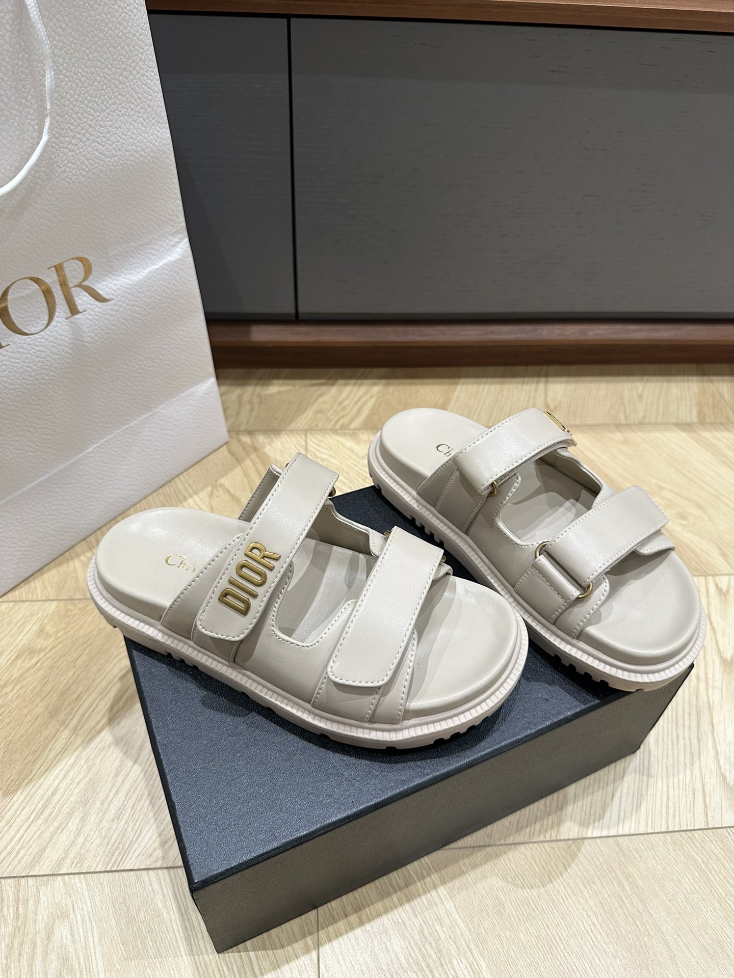 D*or 2025SS Sandals (EU35-41)