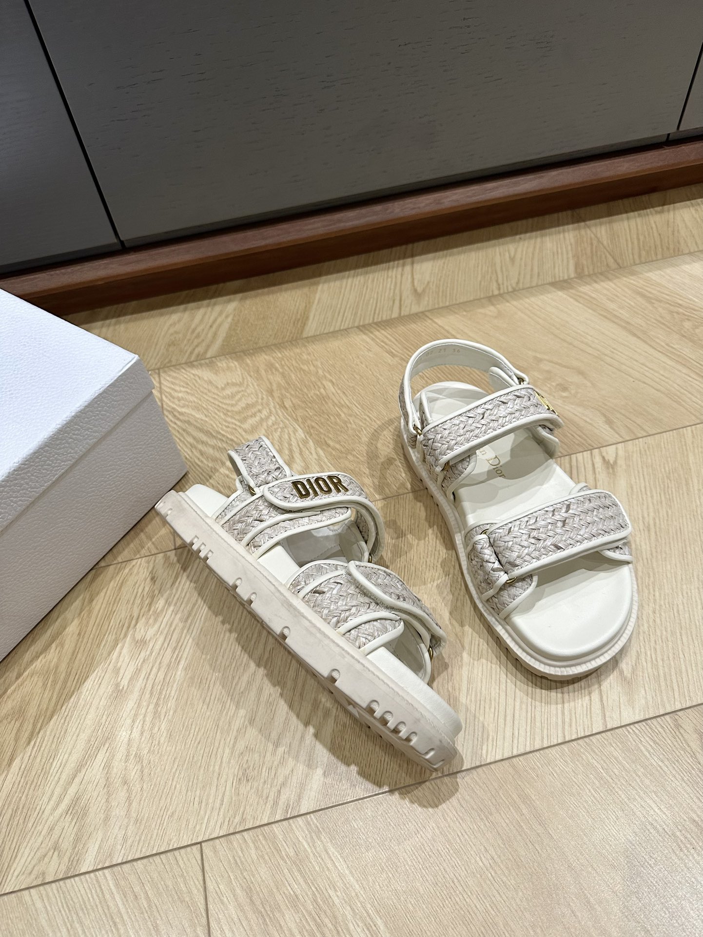 D*or 2025SS Sandals (EU35-41)