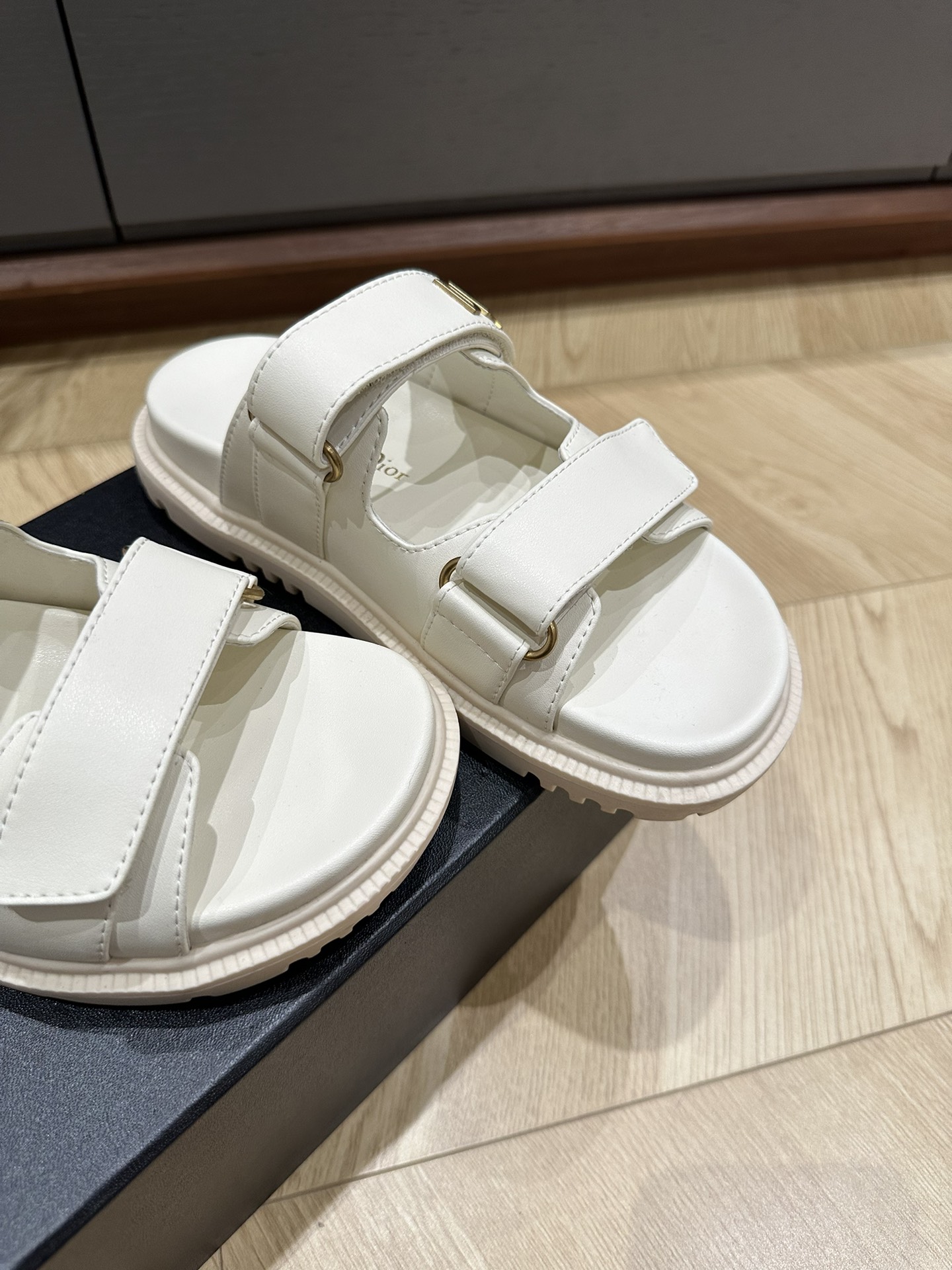 D*or 2025SS Sandals (EU35-41)