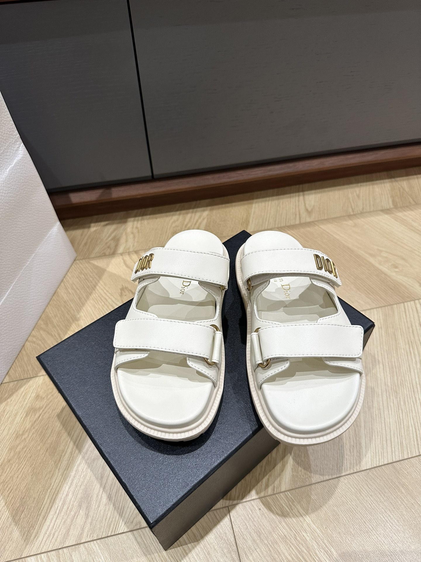 D*or 2025SS Sandals (EU35-41)
